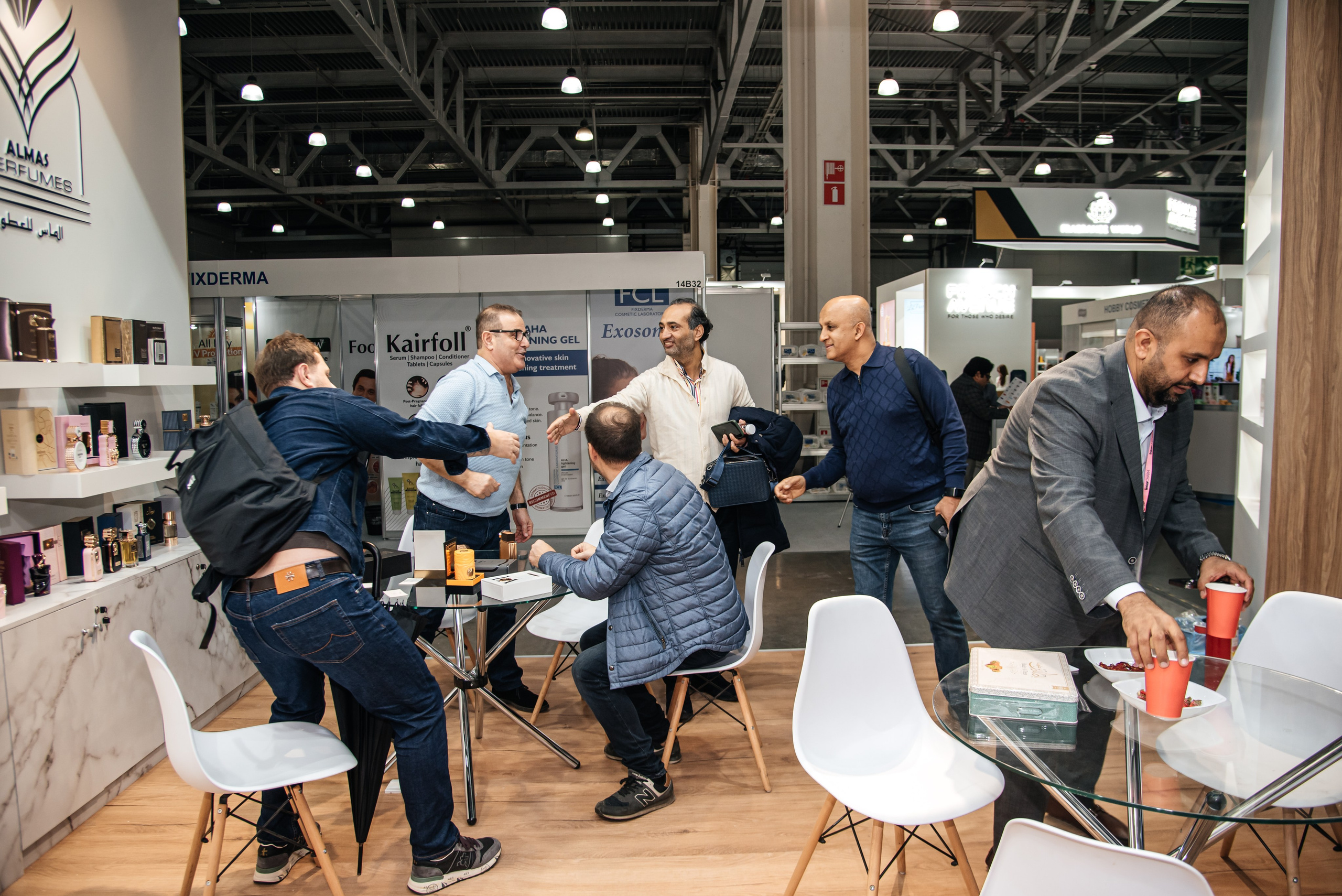 Almas parfumes Intersharm 2025. Фотограф в Москве Елена Брюханова