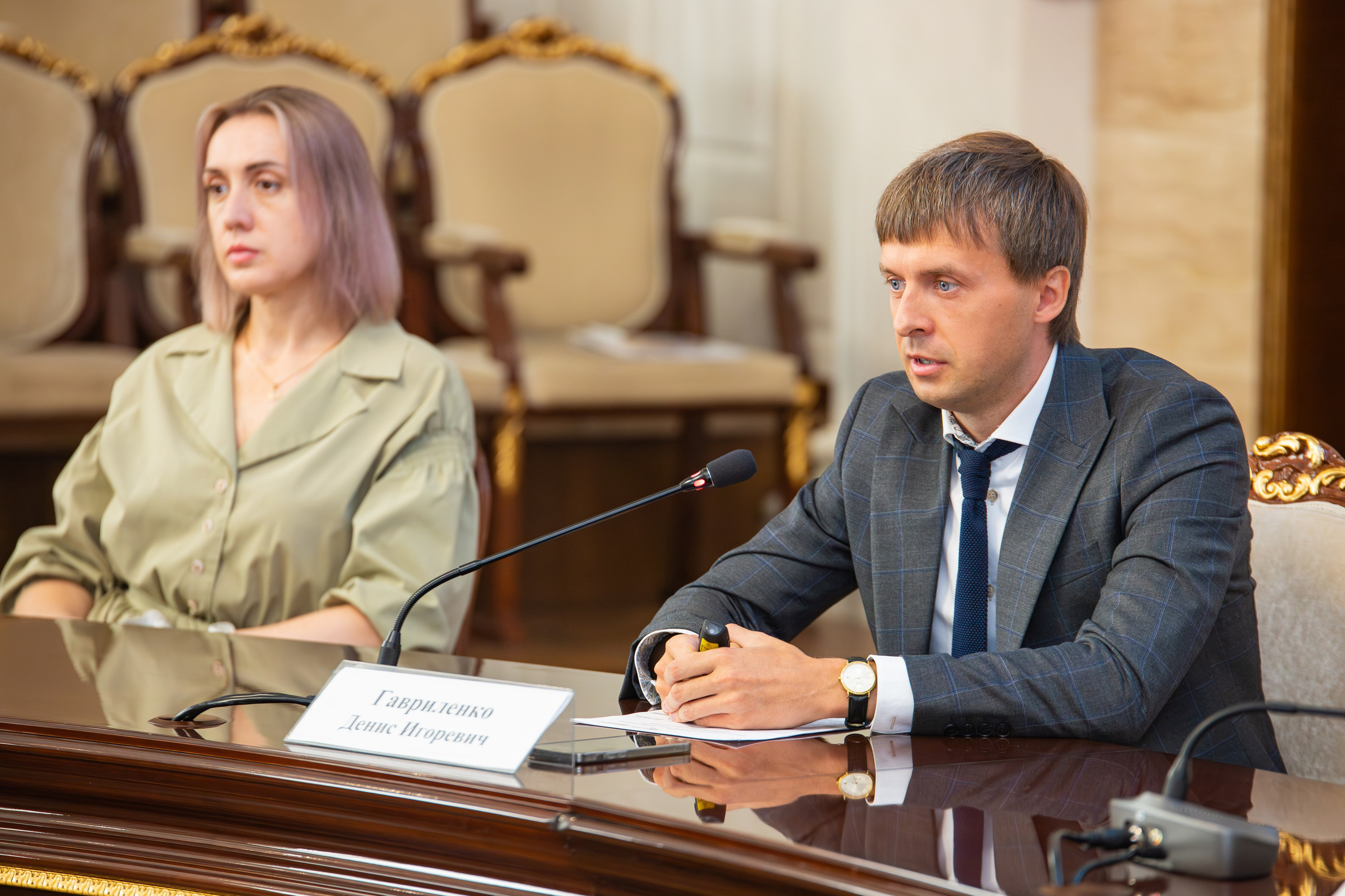 Бизнес конференция между крупным бизнесом и малым. Фотограф Александр Поздняков  Новосибирск