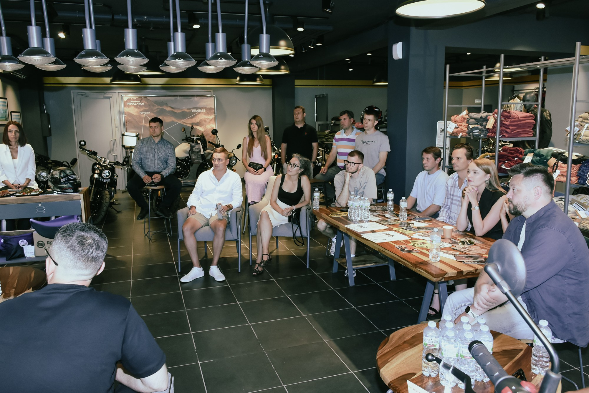 Встреча с Сергеем Пахомовым. Фотограф Максим Буряк