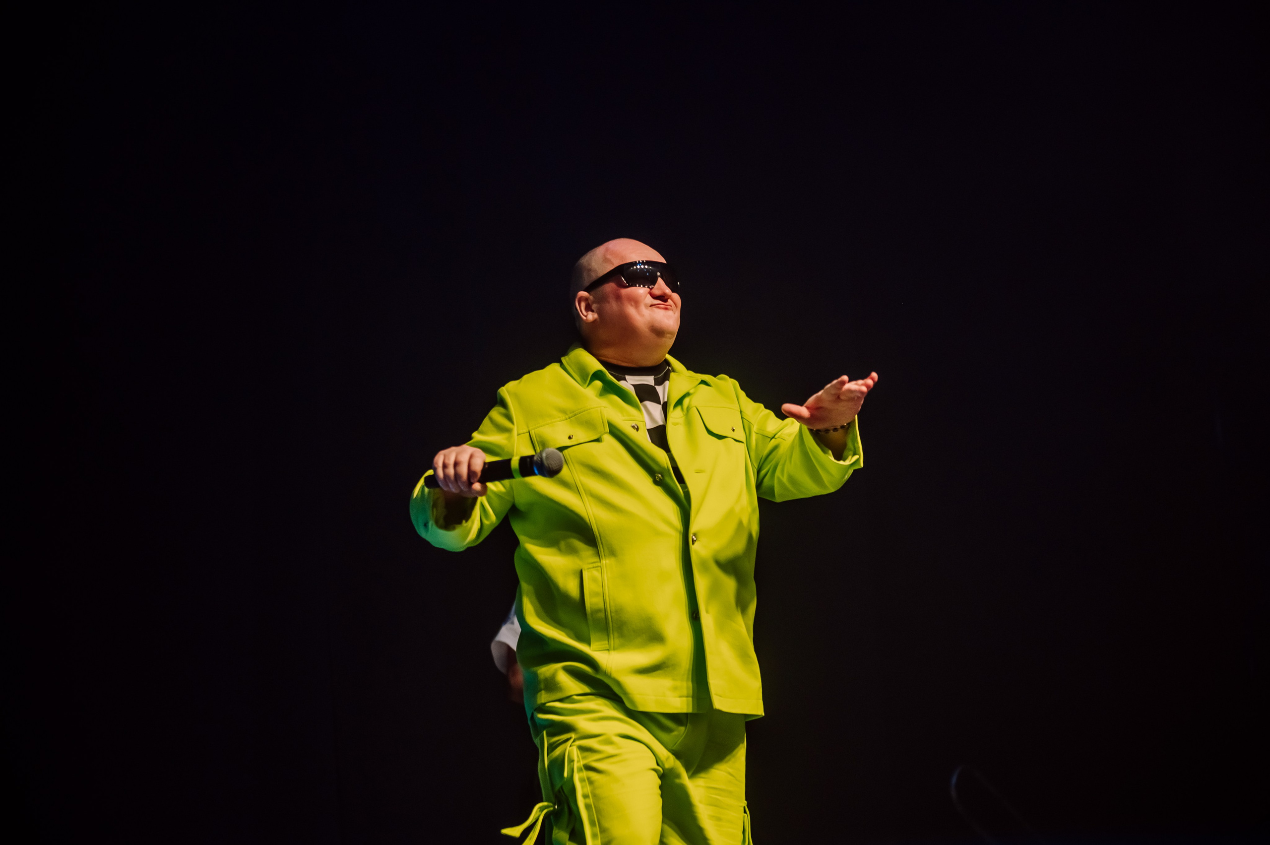 Дискач 90-х в Кемерово, СРК Арена. Детский фотограф, семейный фотограф и репортажи в Кемерово