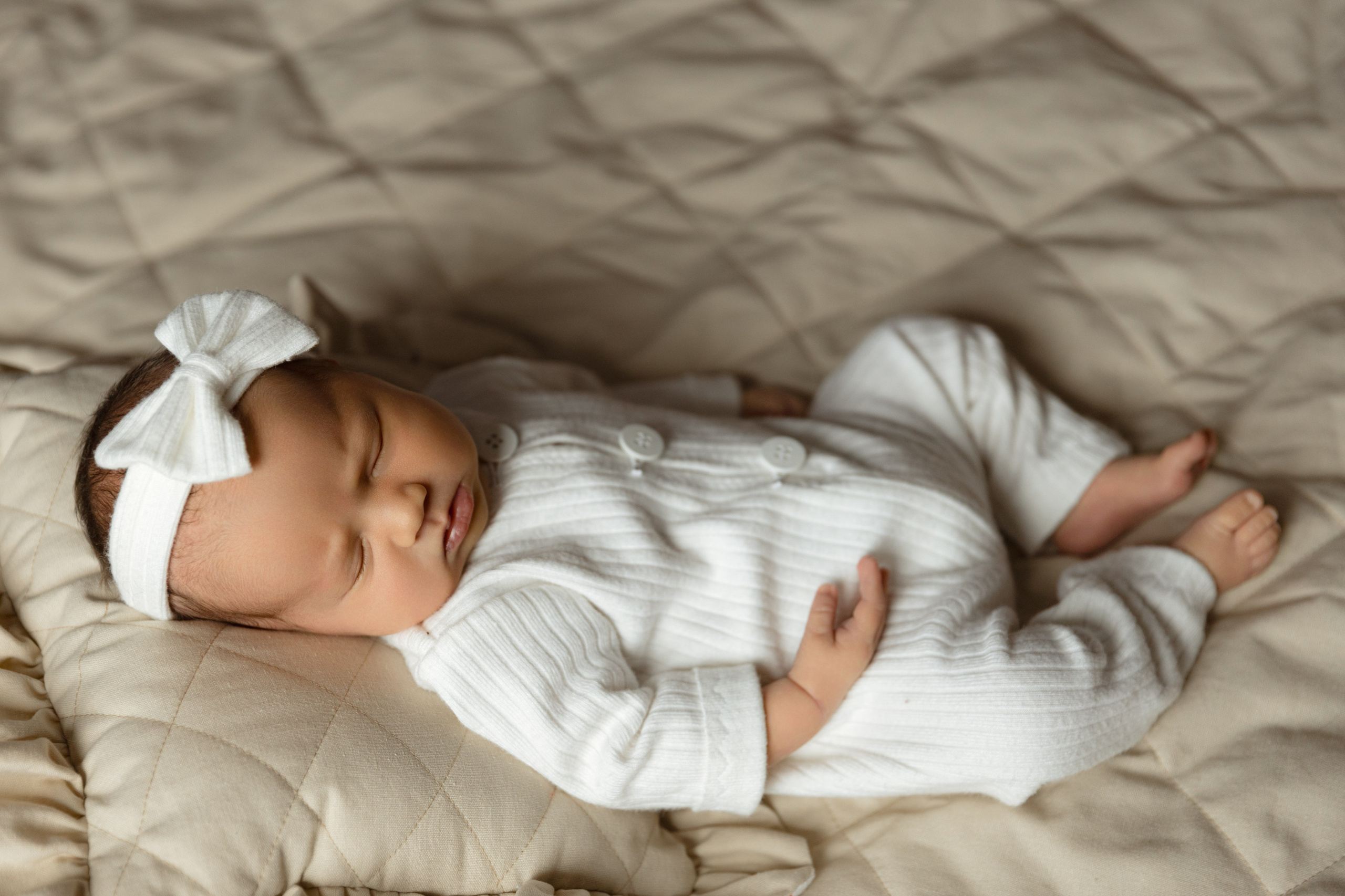 комбинезон для малышки до месяца, пастельные тона, newborn фото