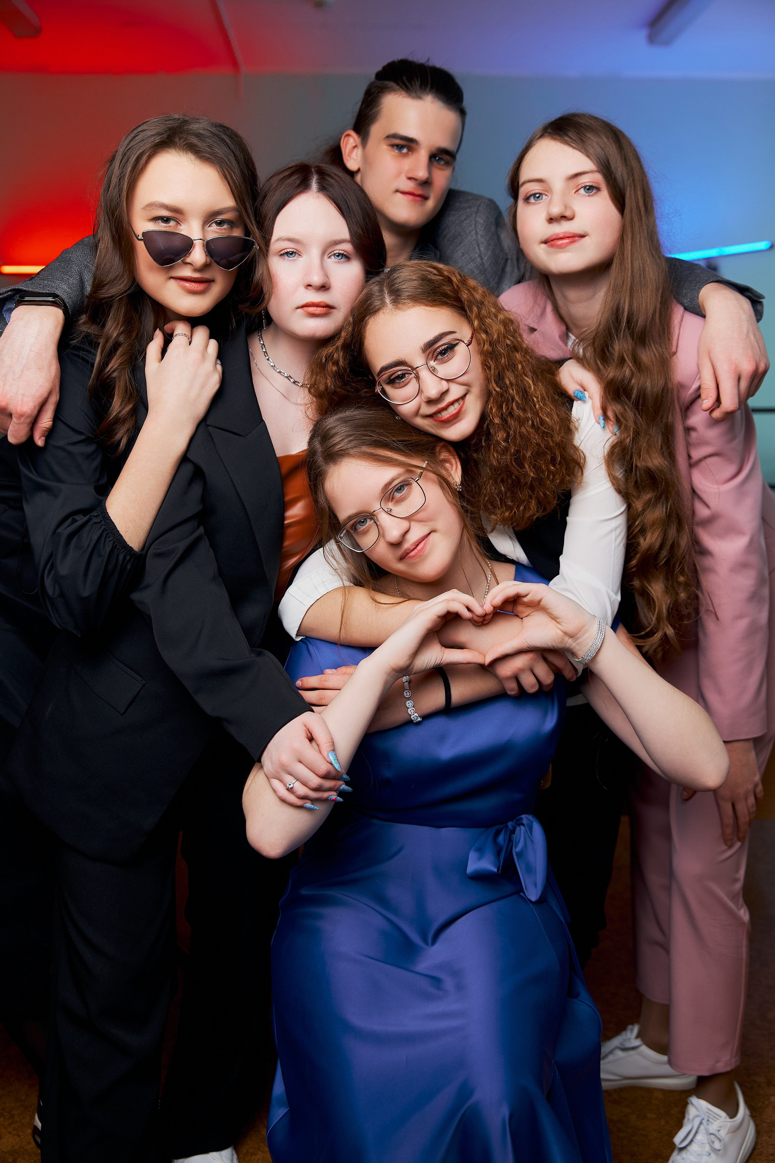 Старшие 9 — 11 классы. Выпускные альбомы в Рыбинске и Ярославле