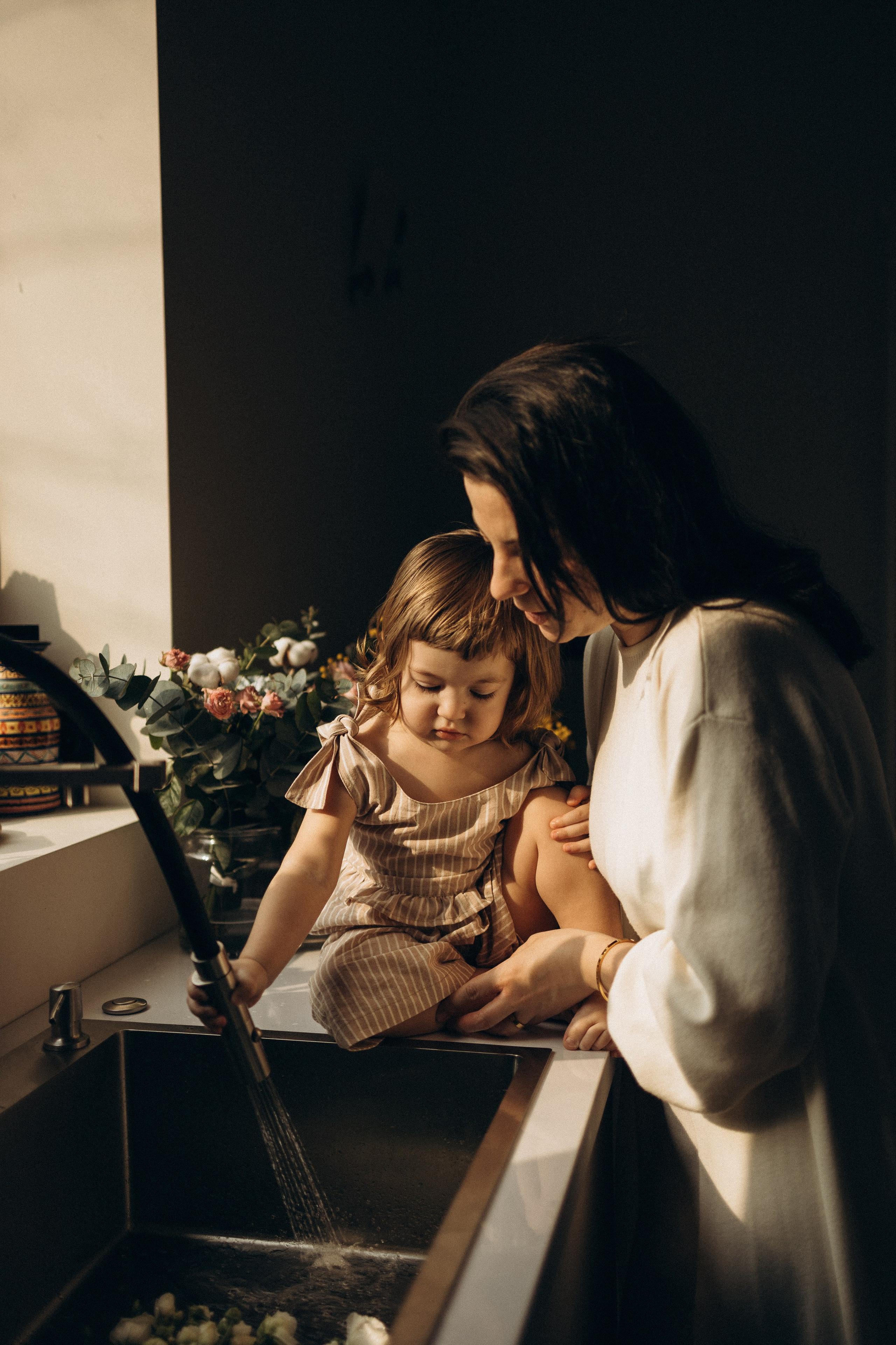 Семейные фотографии дома. Семейный и детский фотограф Москва