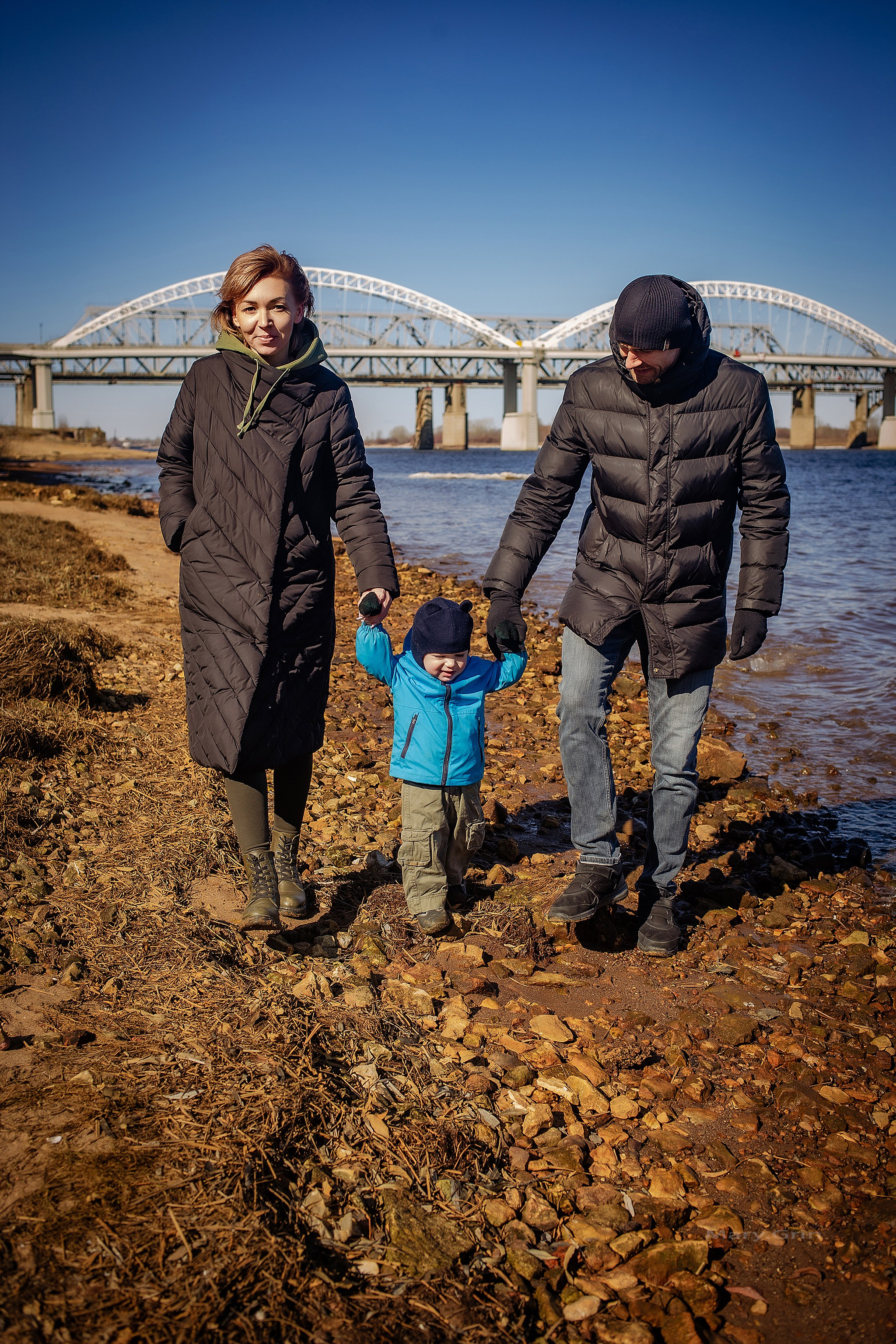 Семейная прогулка на Волге. Детский и семейный фотограф, фотограф мероприятий Нижний Новгород