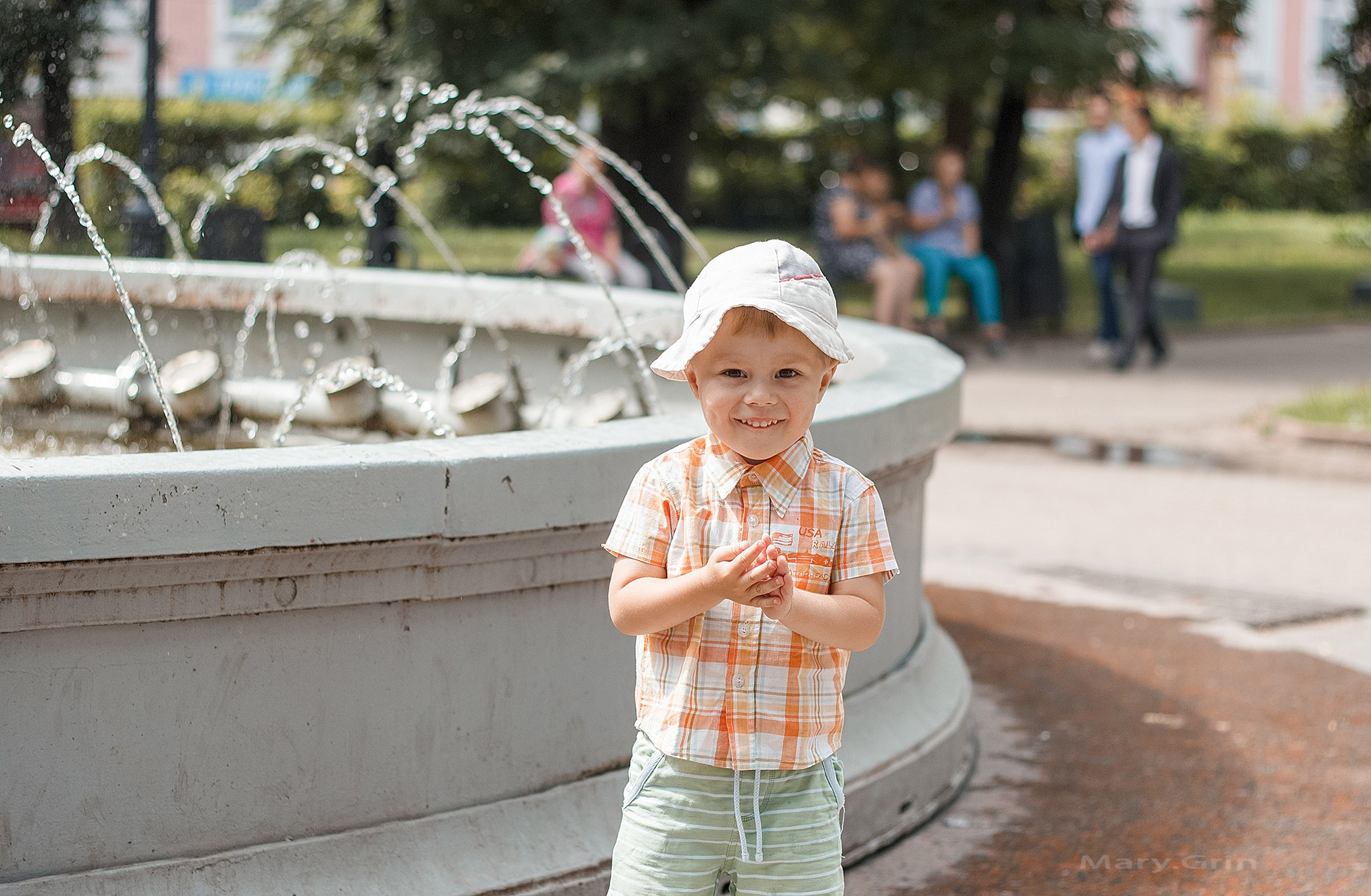 У фонтана. Детский и семейный фотограф, фотограф мероприятий Нижний Новгород