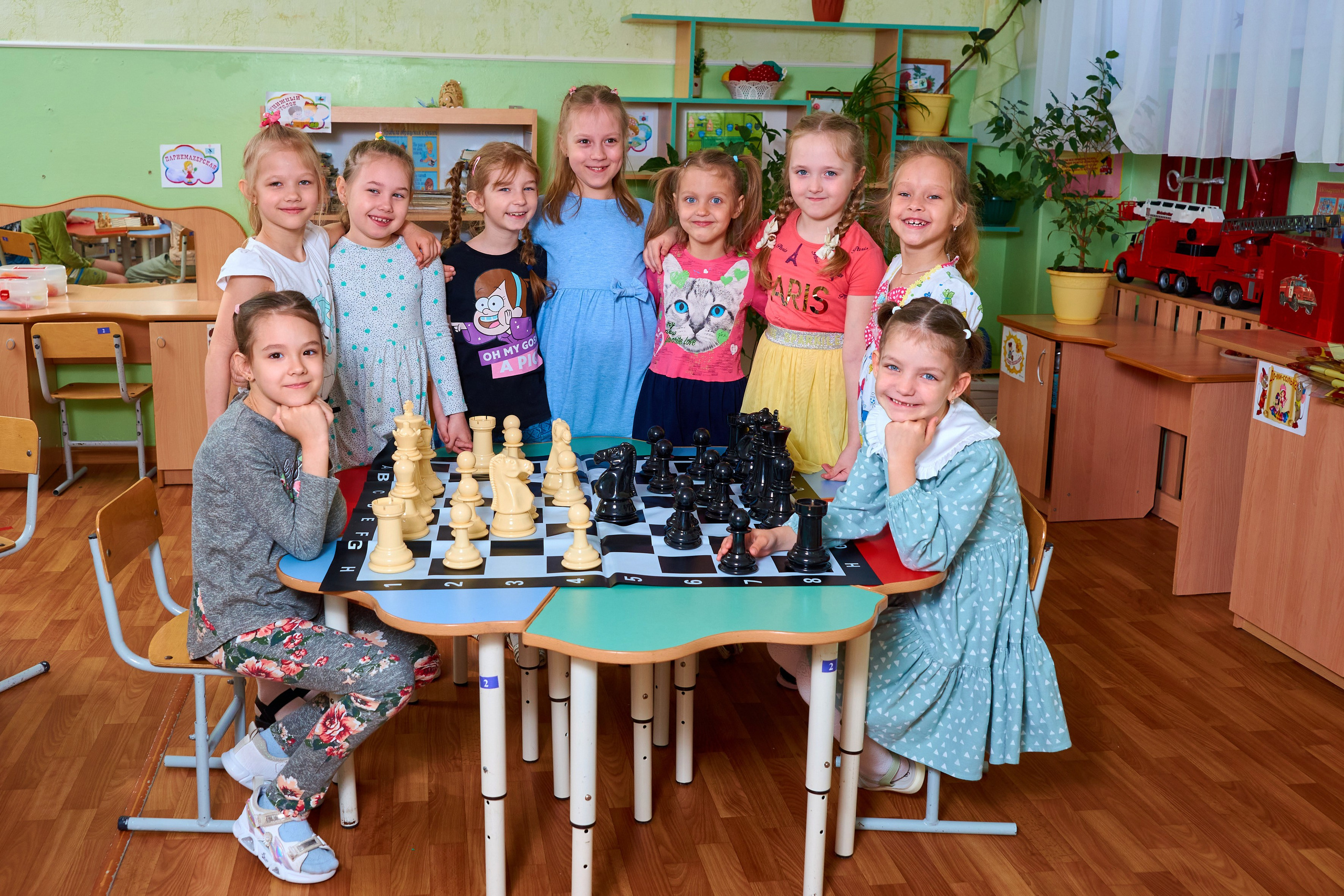 Игры и занятия в группе. Childrenfoto.ru