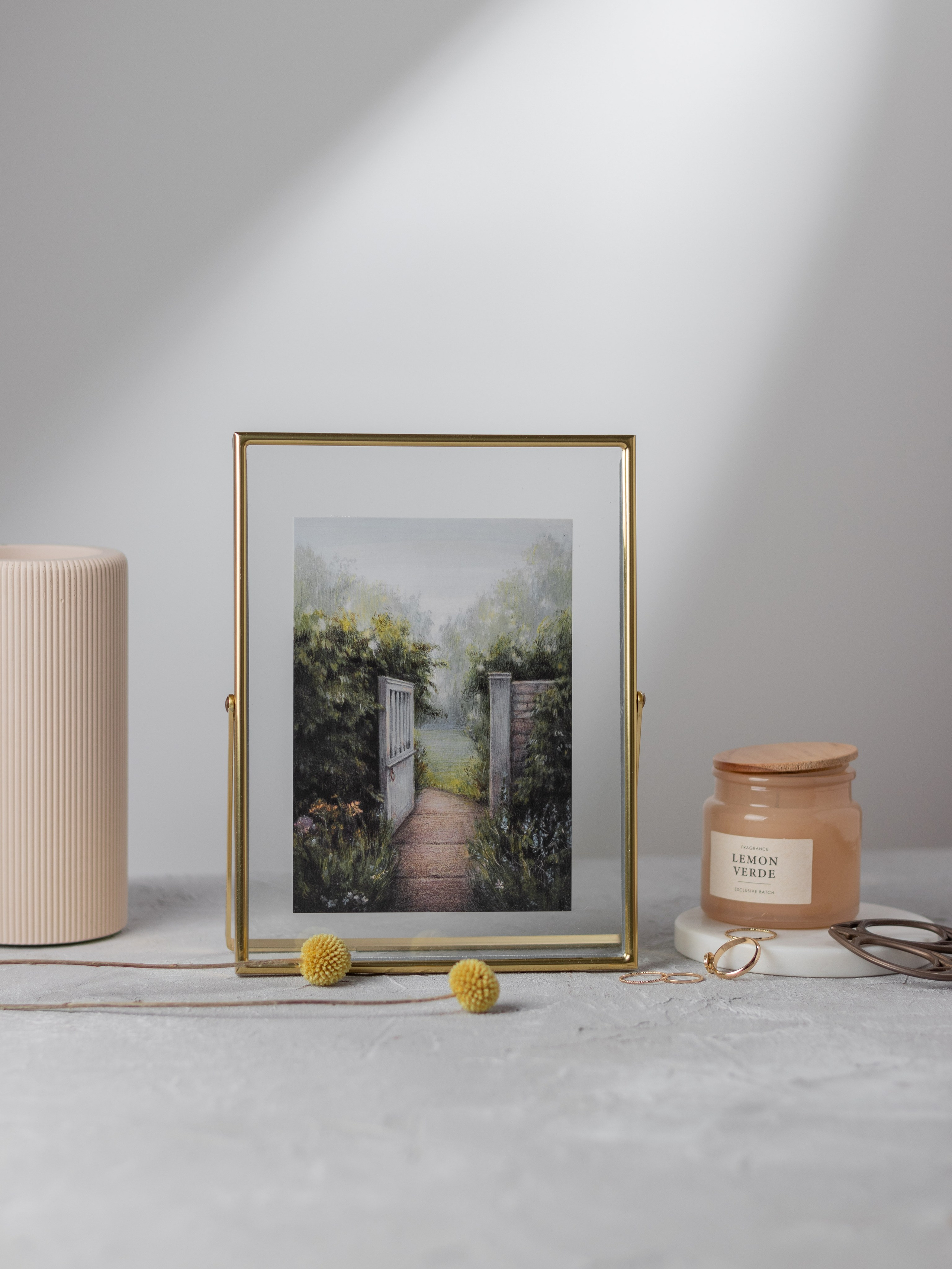 Открытки Moonpost. Предметный фотограф Северова Екатерина | Профессиональная предметная съёмка фото и видео в Санкт-Петербурге