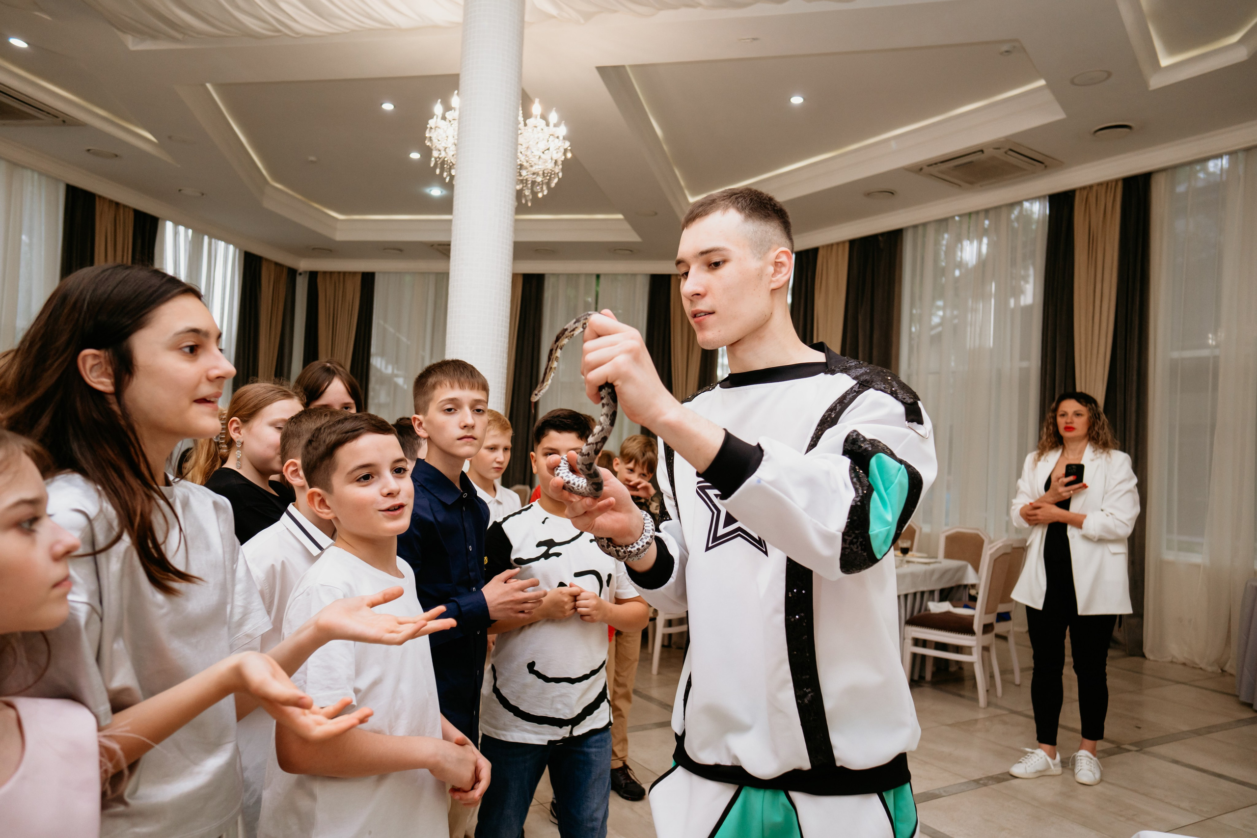 Выпускной 4 класс/ Weekend. Фотограф мероприятий в Ростове-на-Дону Есманская Елена