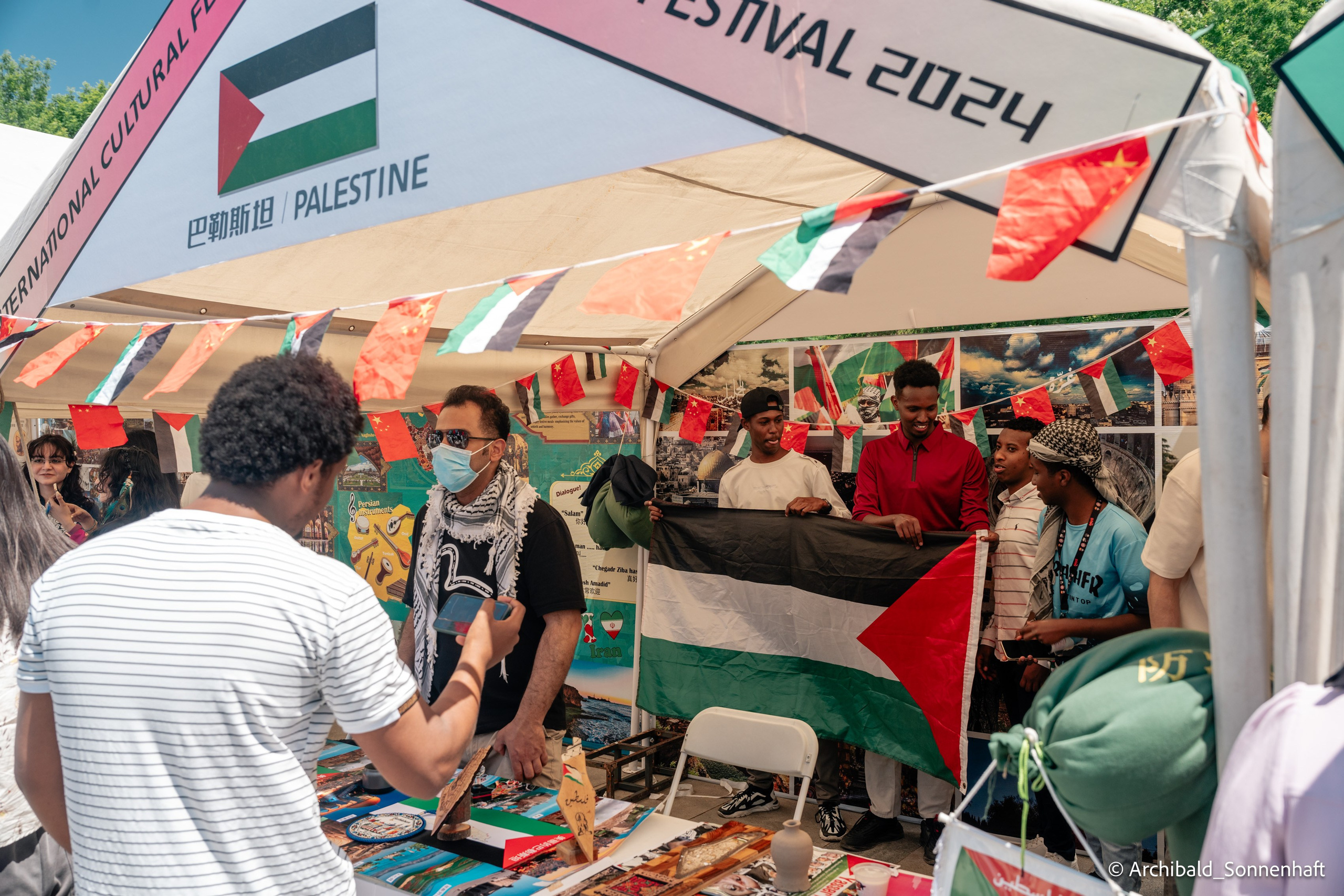 TJU Cultural Festival. Photographer in Guangzhou, China. Archibald Sonnenhaft