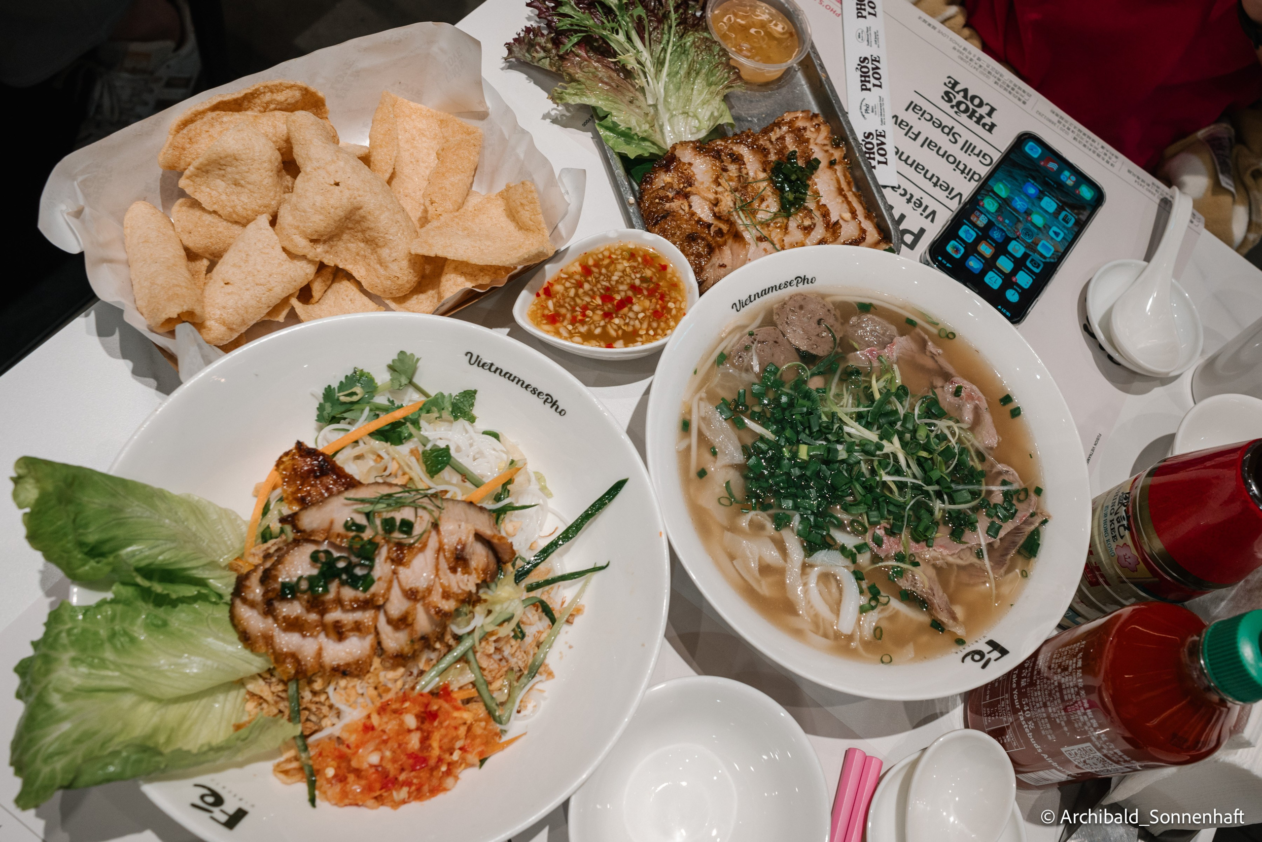 Chinese Lanterns Day. Photographer in Guangzhou, China. Archibald Sonnenhaft