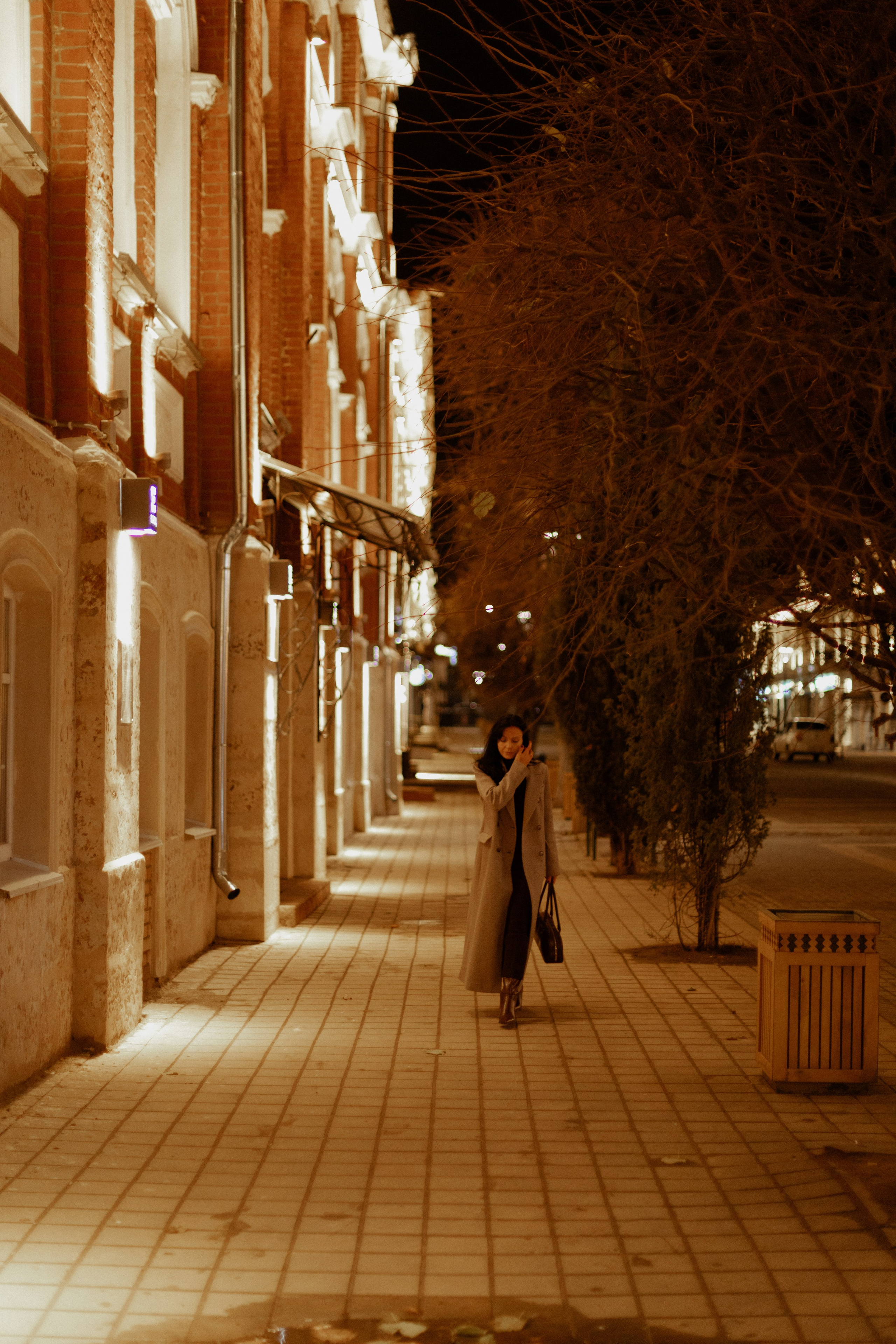 Светлана. Прогулка по ночному городу. Фотограф Мария Щеголькова. Чувственный женский портрет