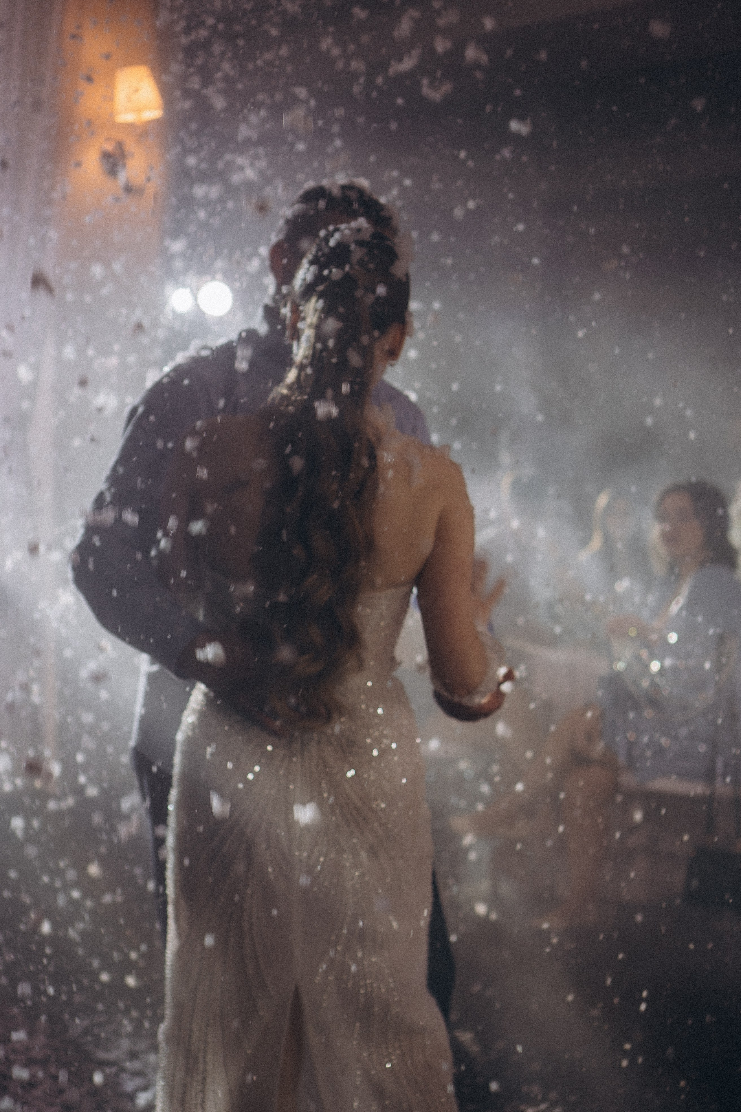 ТАНЕЦ С ПАПОЙ СВАДЕБНМ БАНКЕТЕ (СНЯТО В СИБИРЕ В НИЖНЕВАРТОВСКЕ). Профессиональный фотограф, Санкт-Петербург — Виктория Богомолова