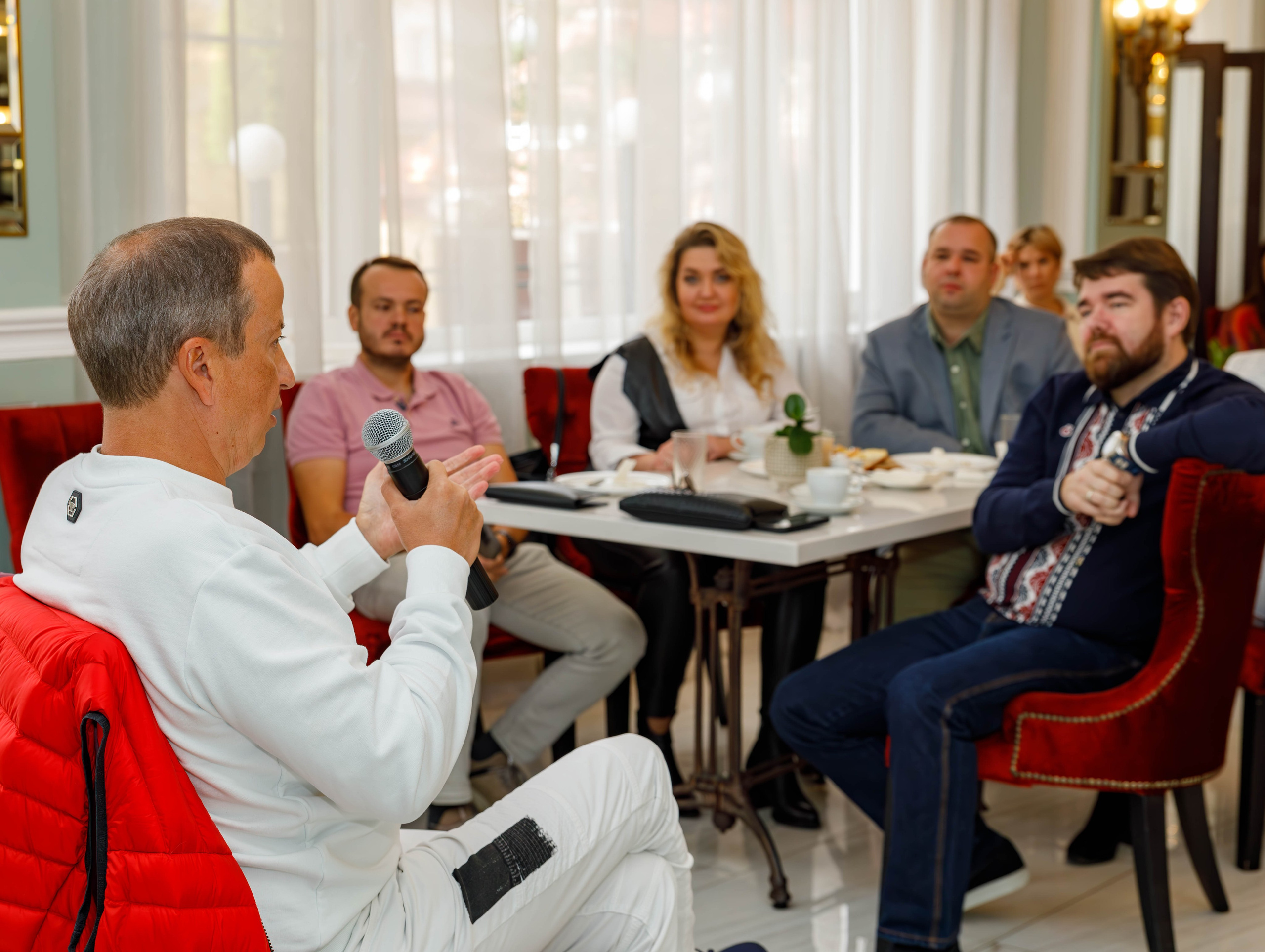Бизнес завтрак клуб «Эквиум». Фотограф Булдакова Екатерина