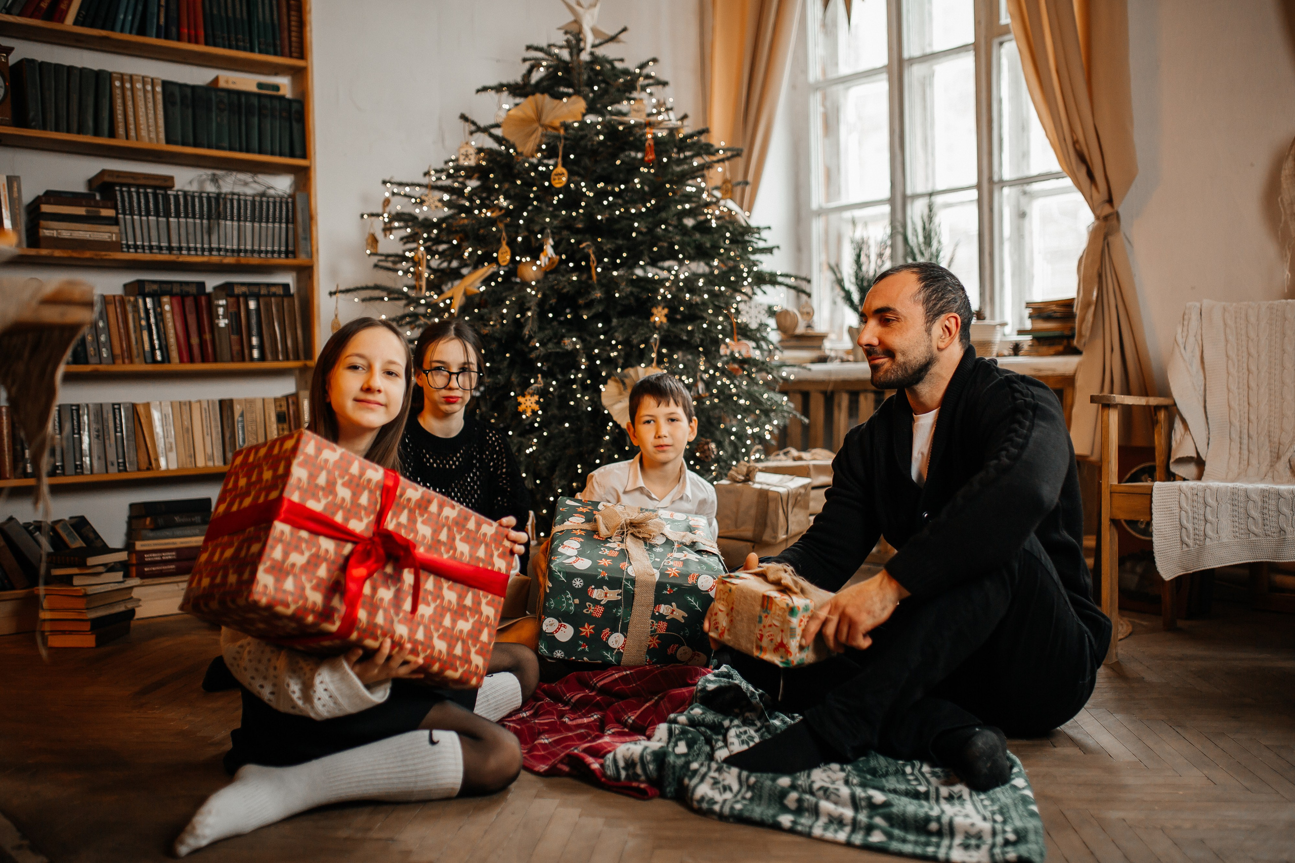 Дима, Лиза, Рита, Марк