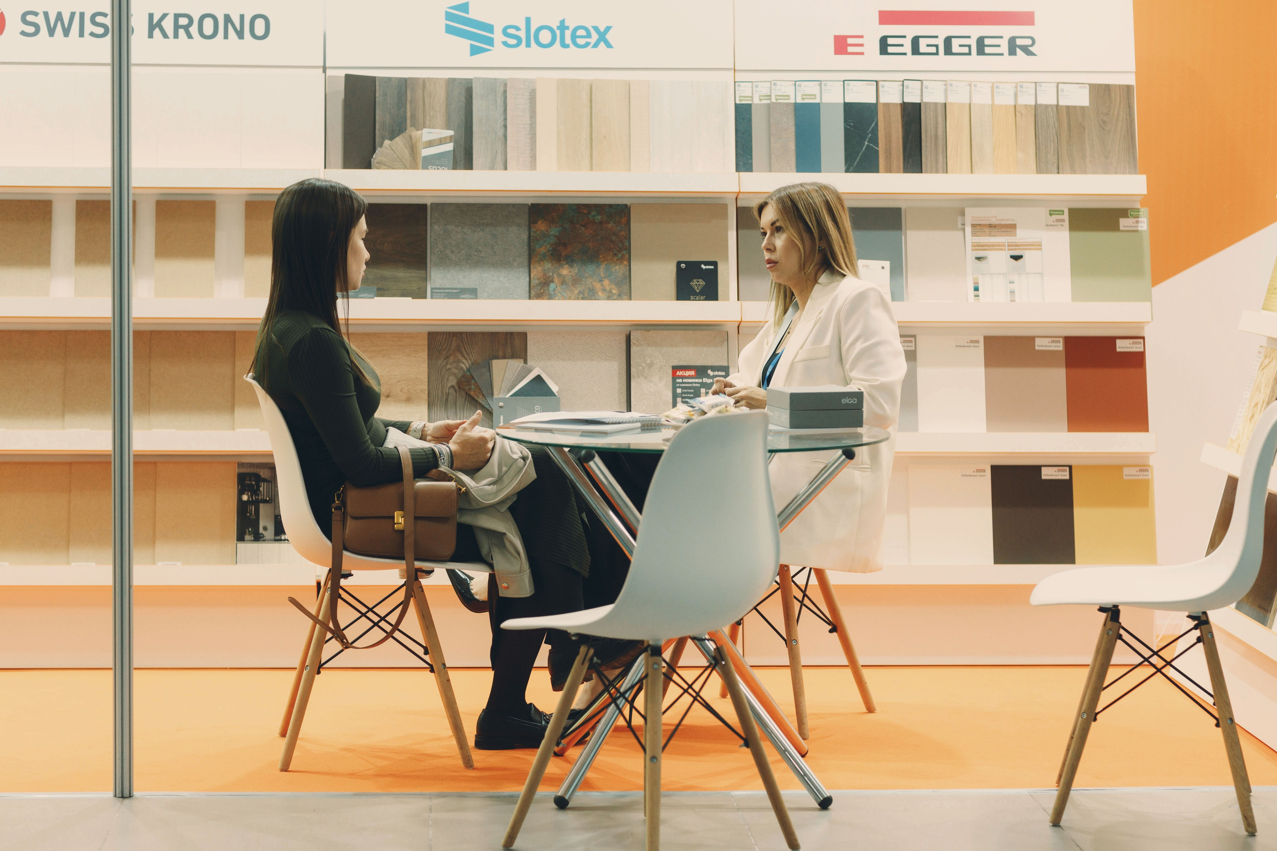 Репортажная съемка форума «Двери Росси-2025» в Чебоксарах. Портретный и репортажный фотограф в Чебоксарах Андриян Чаркин