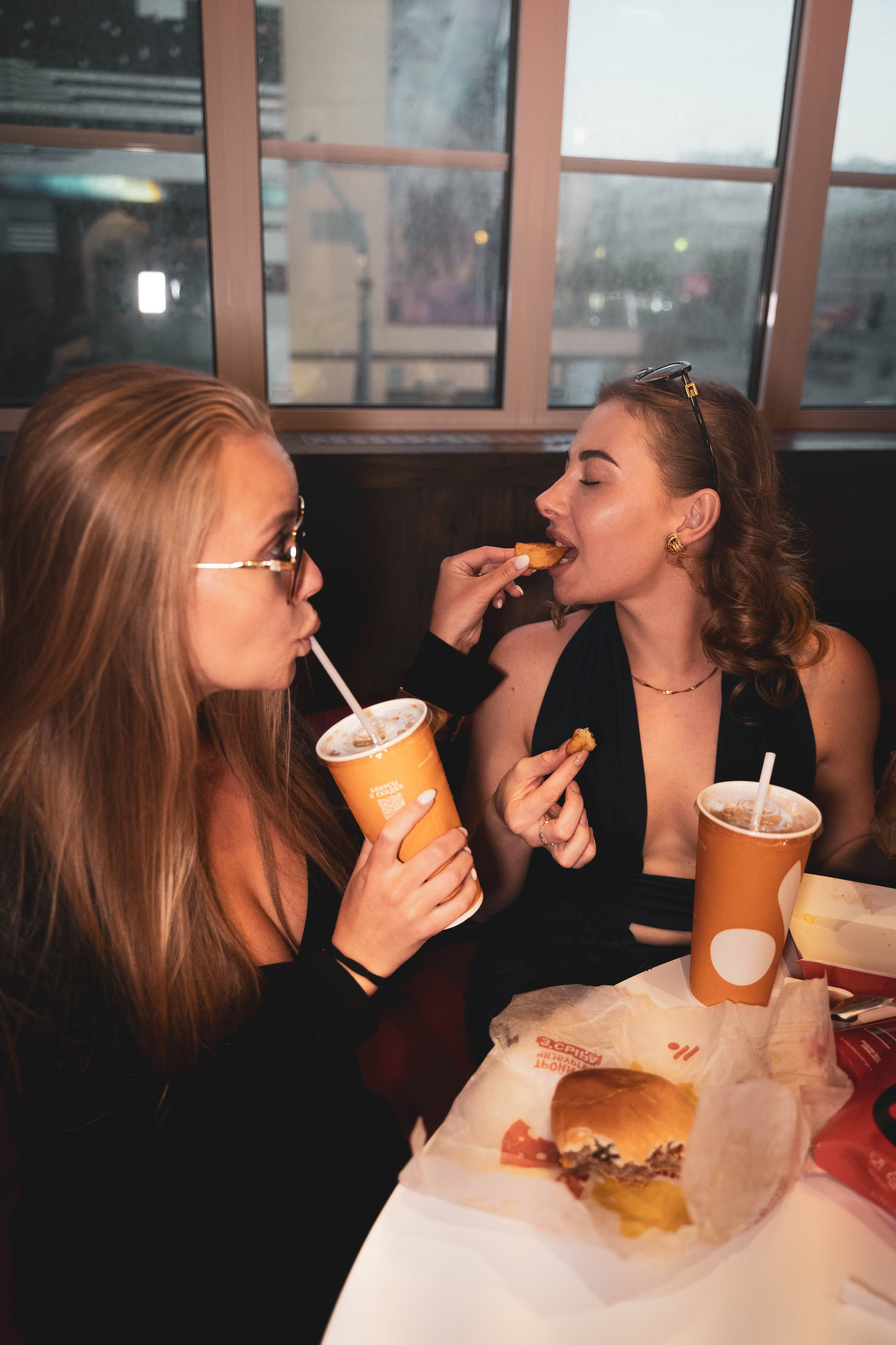 Макдональс ПОВ. Видео и Фото