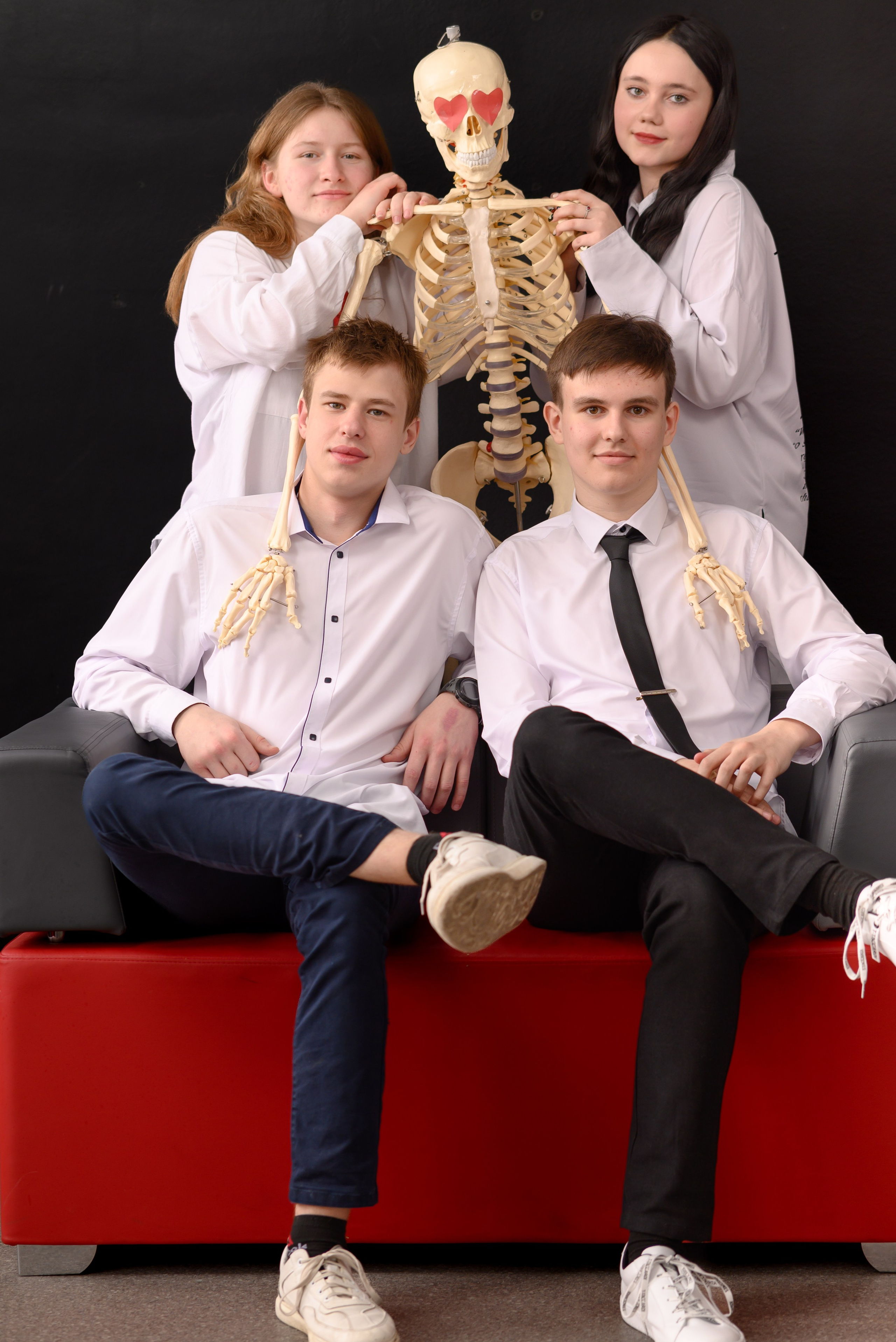 Альбомы для выпускников 9 11 классов. Выпускные альбомы в Туле и Тульской области для школ и детских садов