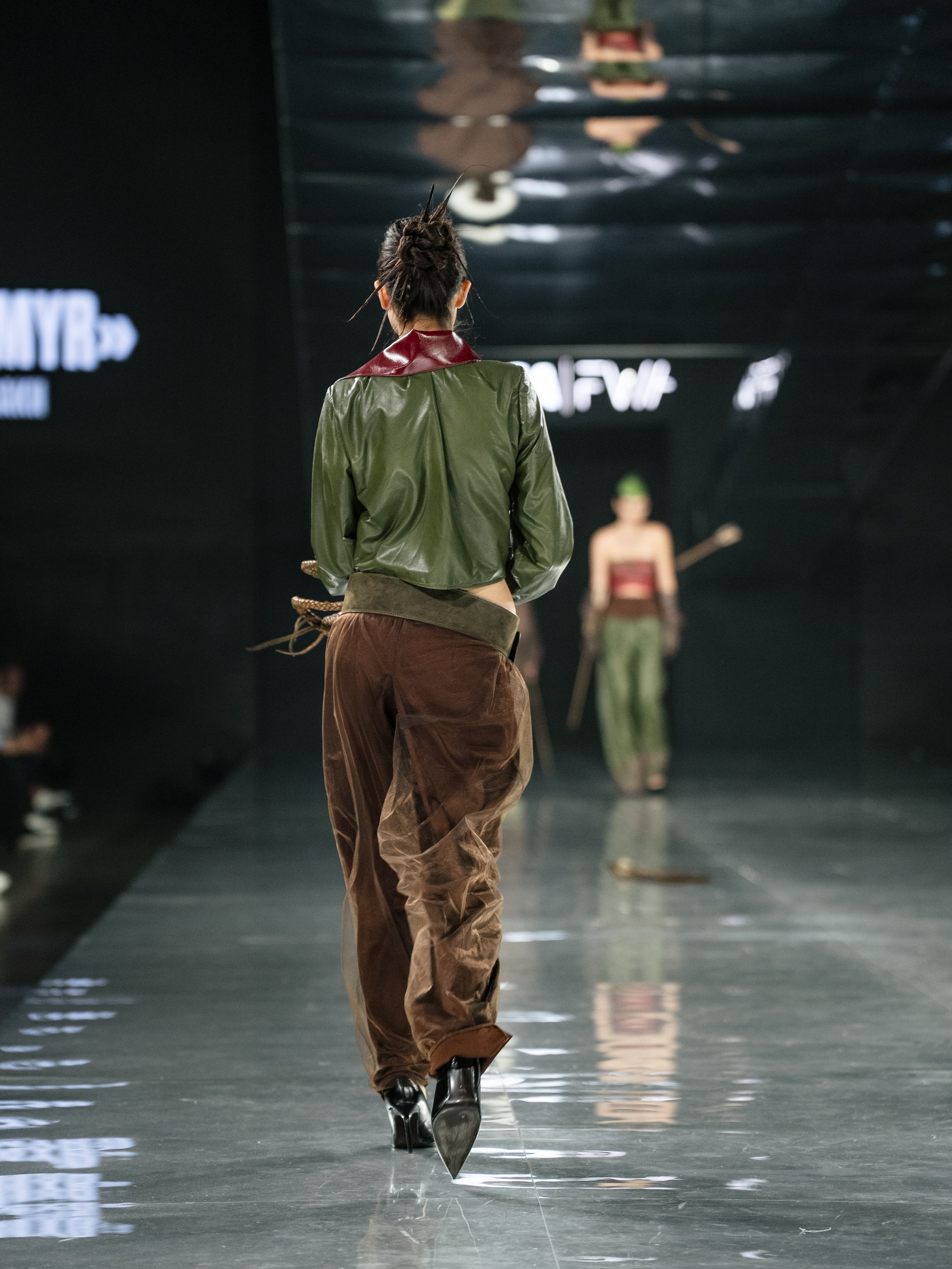 Visa Fashion Week SAKH. Сайт Алматинского НЮ АРТ, будуар и фэшн фотографа Дениса Карпенко