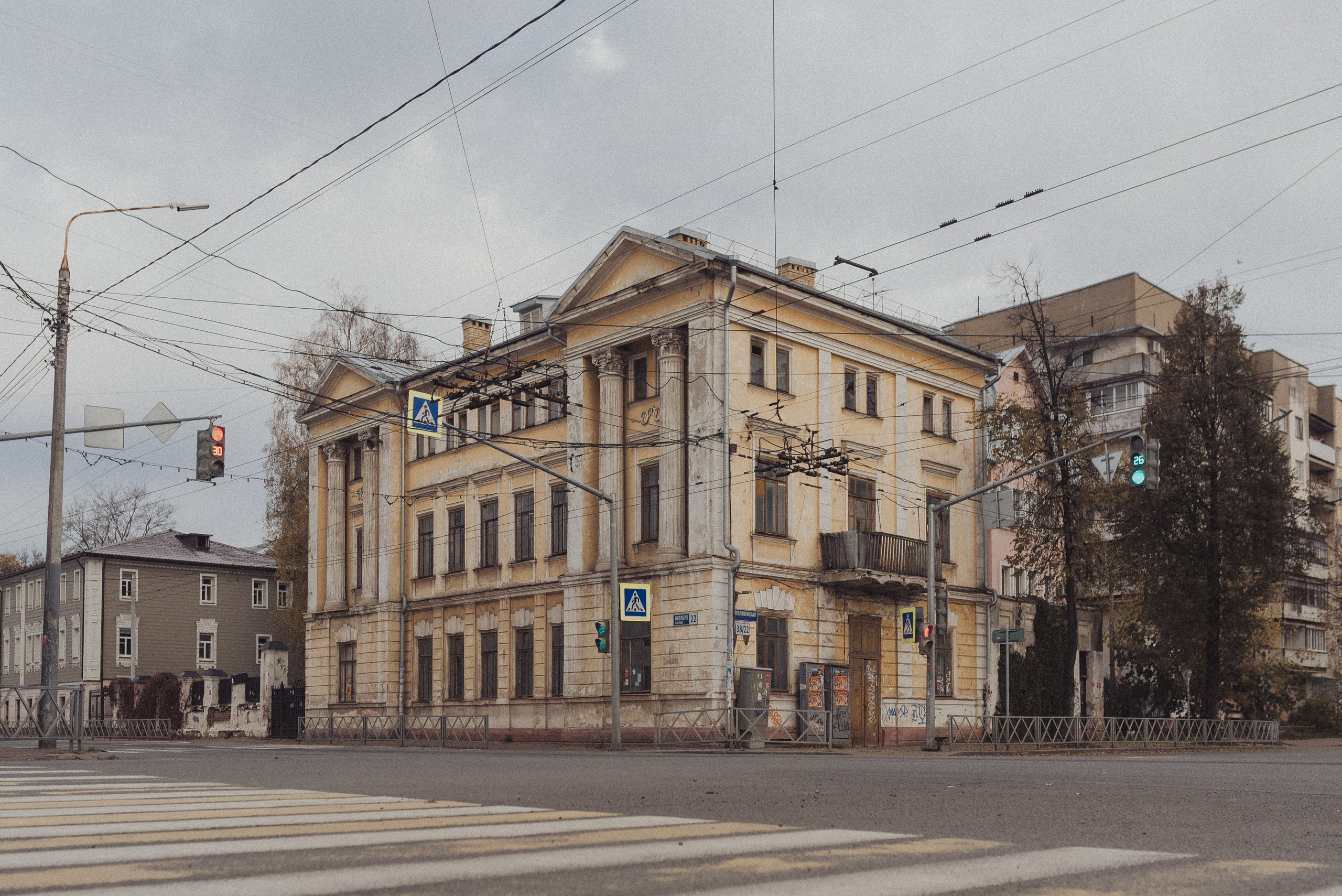 Проект #улицыгорода. Ярославль, ул. Республиканская. Документальный фотограф Илья Тихановский