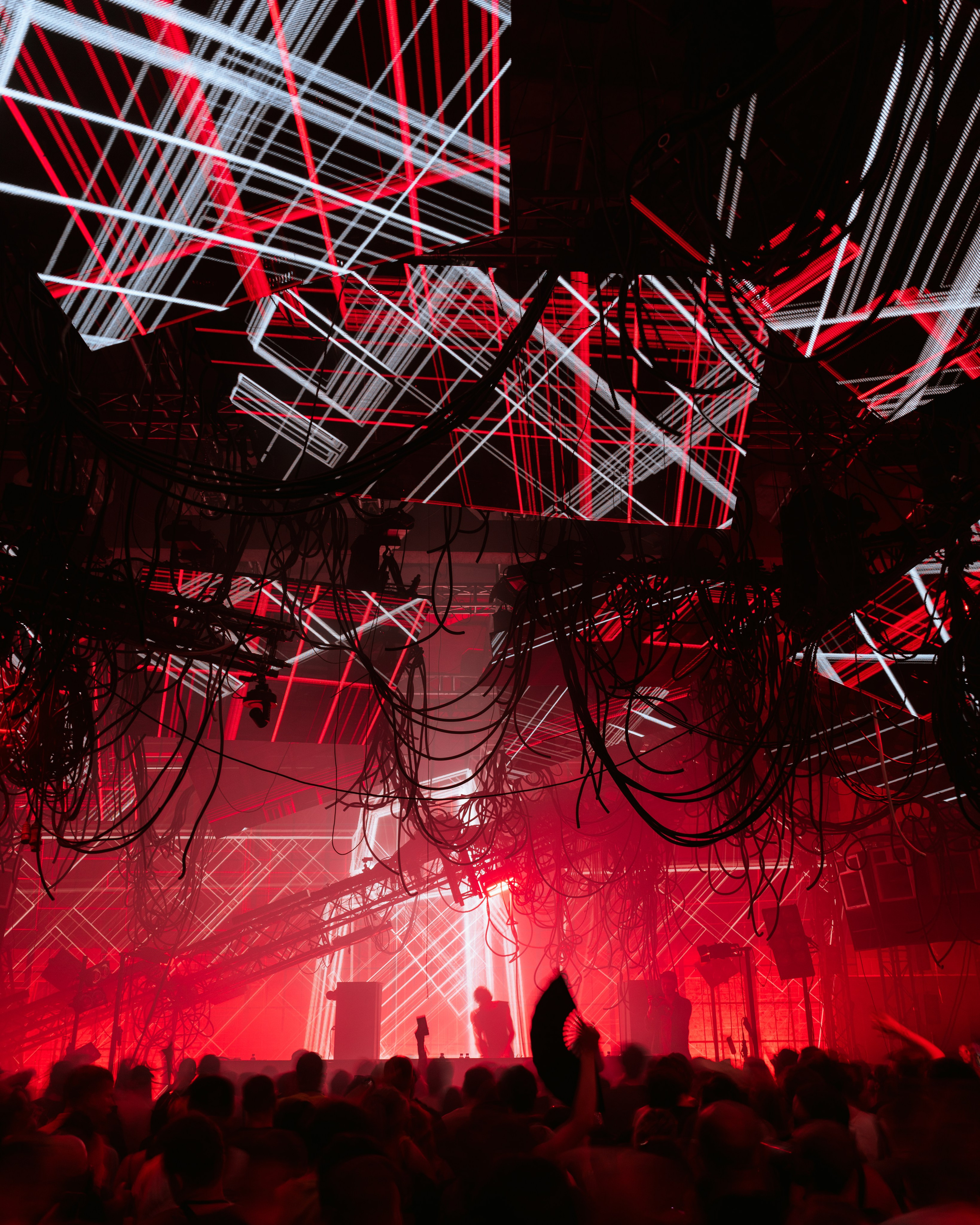 Outline 2024. @tomrus: Рустам Шагиморданов — фотограф