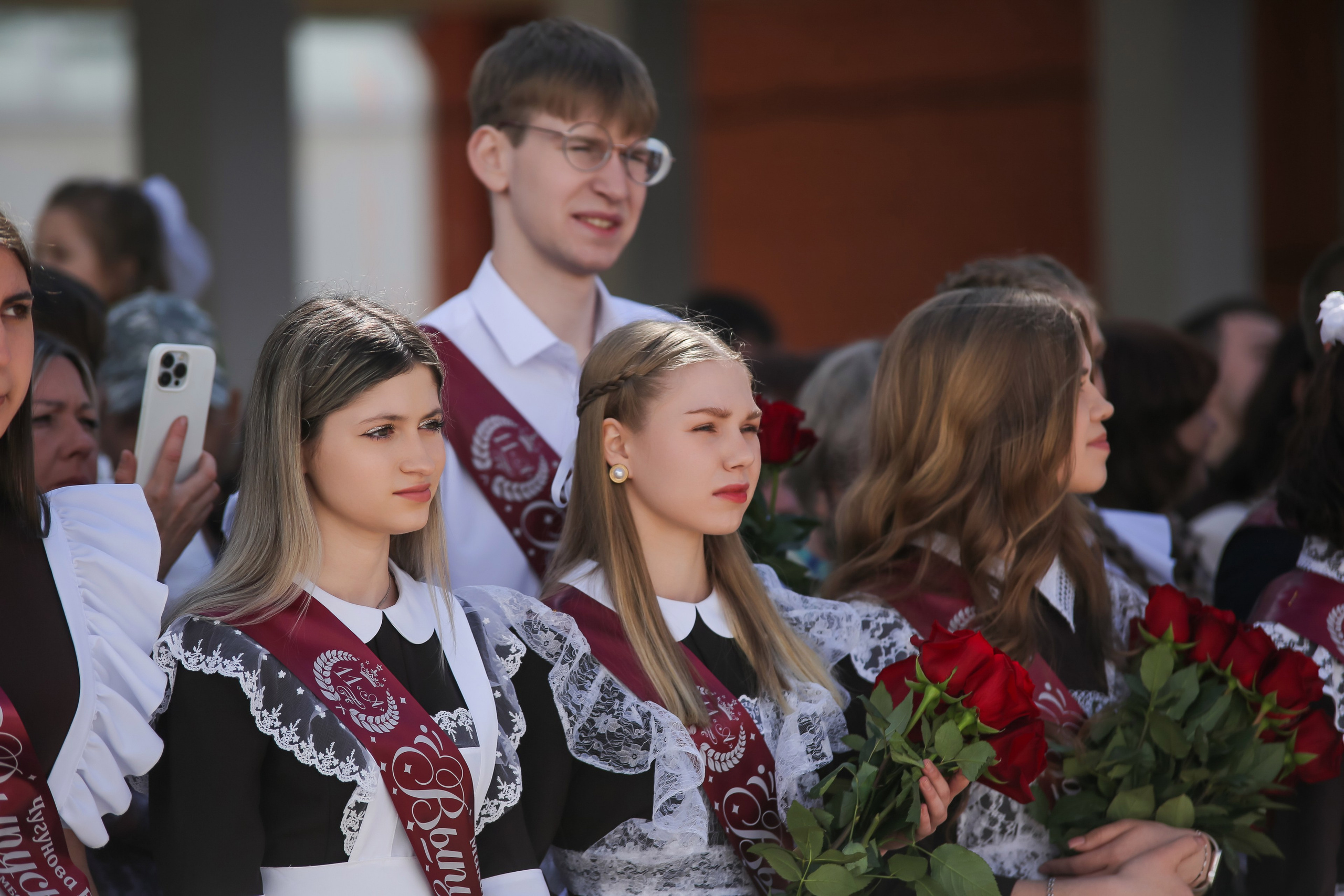 ЛИНЕЙКА «ПОСЛЕДНИЙ ЗВОНОК» 9 ШКОЛА 2024 г МЦЕНСК. ТВОЙ АЛЬБОМ / ТВОИ ПРАВИЛА