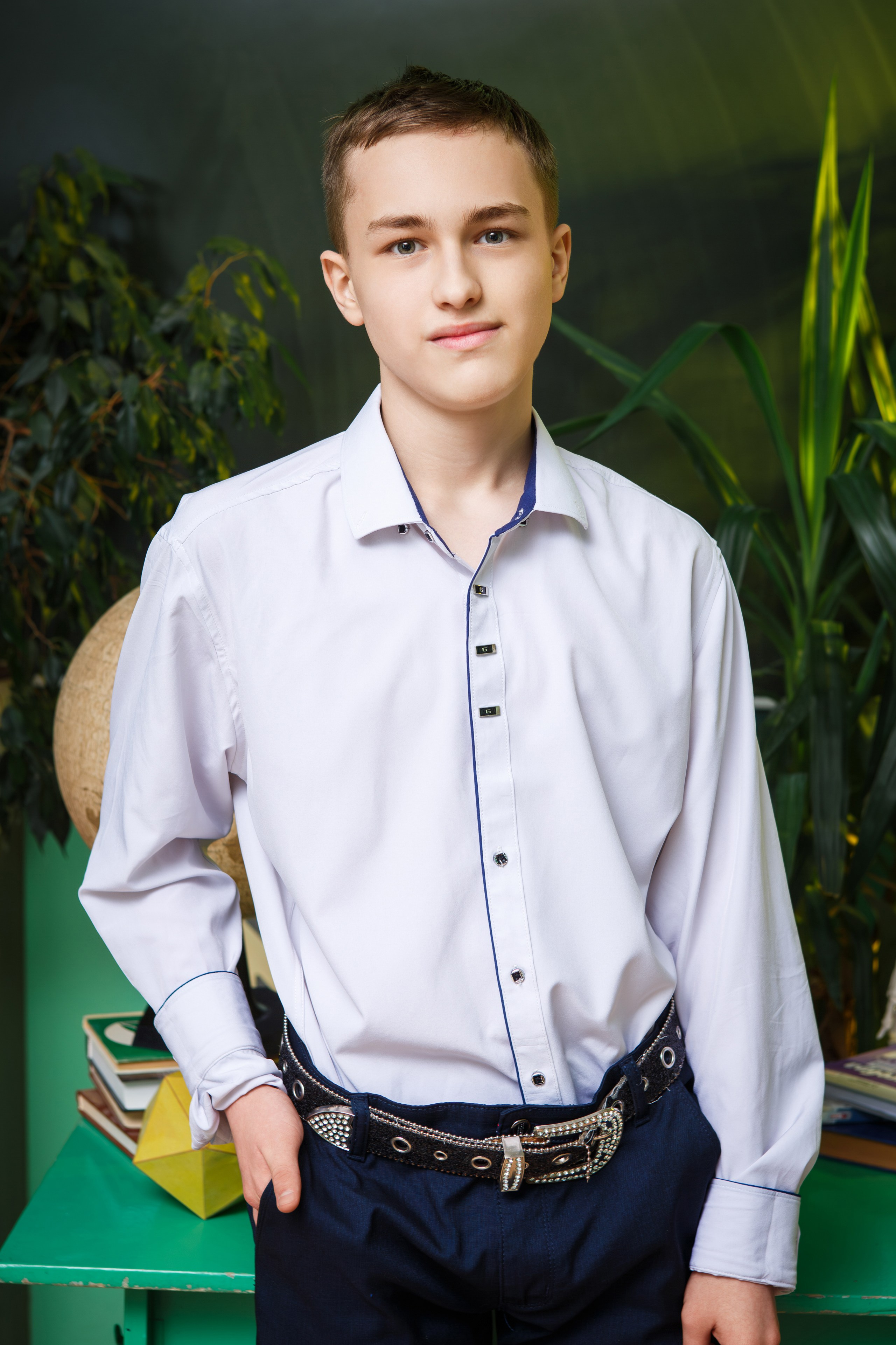 ПОРТРЕТНАЯ ФОТОСЕССИЯ В КЛАССЕ ДЛЯ 9 КЛАССОВ. ТВОЙ АЛЬБОМ / ТВОИ ПРАВИЛА