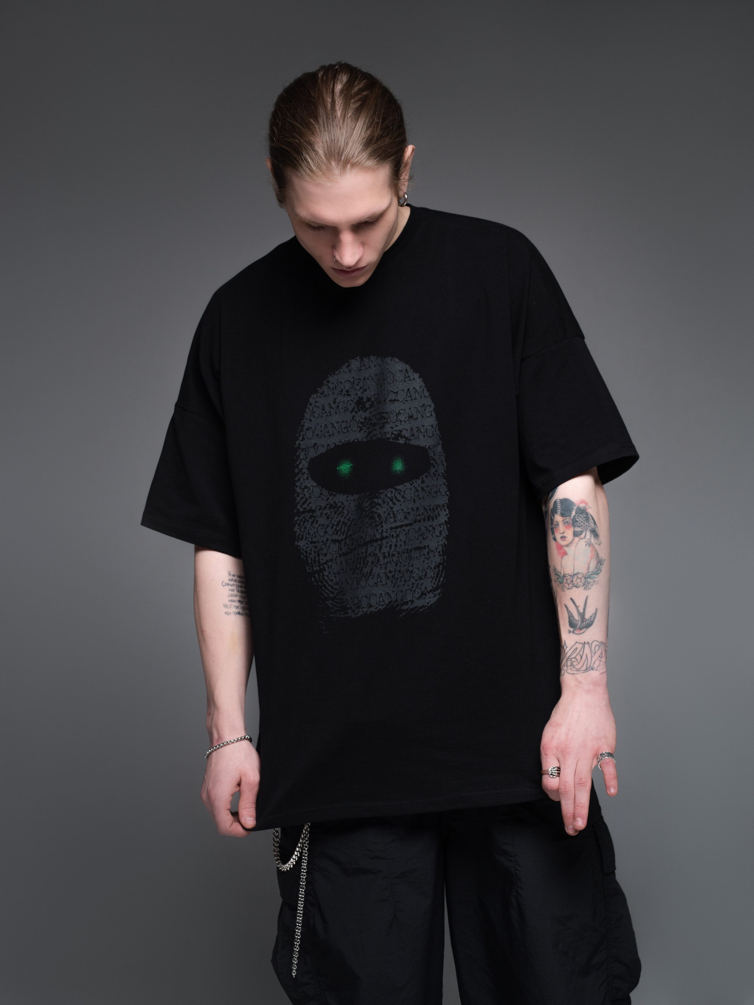 КАТАЛОГ | серый фон. RUNA production — стильные съемки для брендов