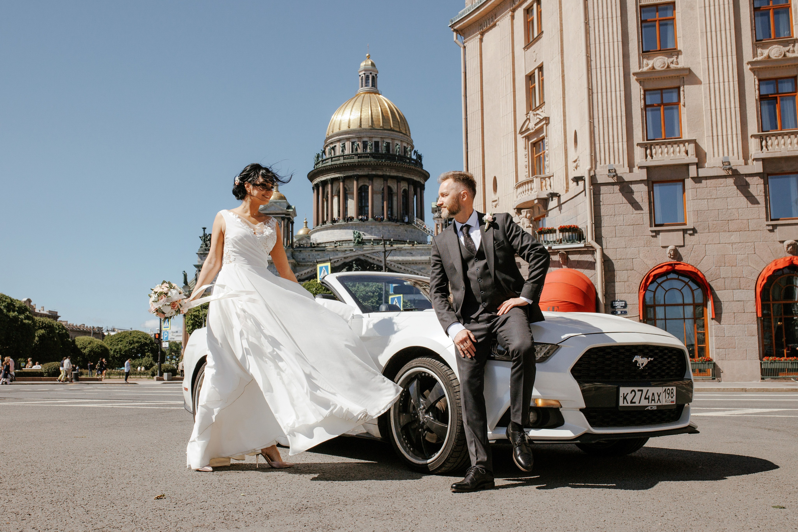 Свадьба в Питере весной. Свадебный фотограф СПБ
