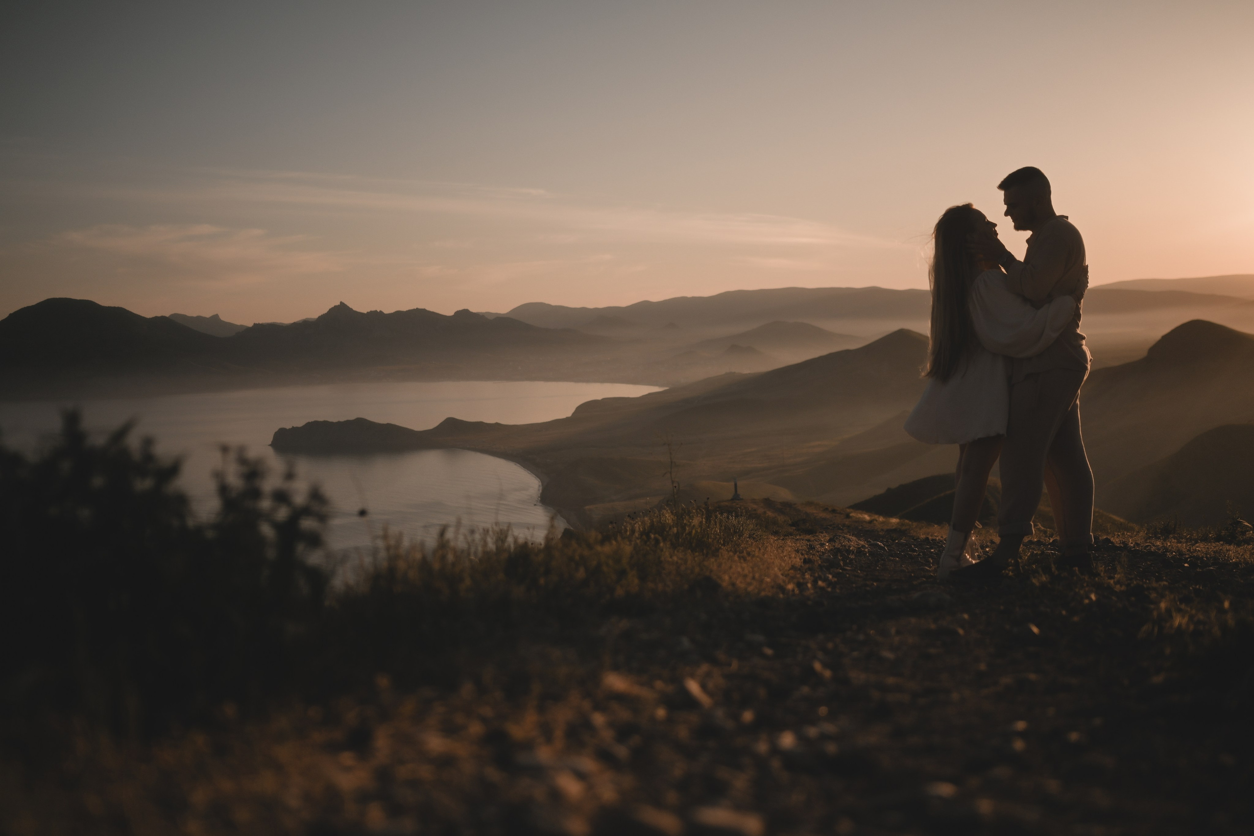 Love story фотосессия  ,фотосессии, фотография пары, фотосессия для пары Море , Крым , фотосессия лов стори , love story, идея для love story фотосессия горы , джан кутаран ,свадебный фотограф ,фотограф Крым ,фотосессия Крым  Свадебная фотосессия, позы для свадебной прогулки, жених и невеста, свадьба Фотосессия пары, love story, фотосессия в поле, летняя фотосессия, любить, идеи фотосессии пары