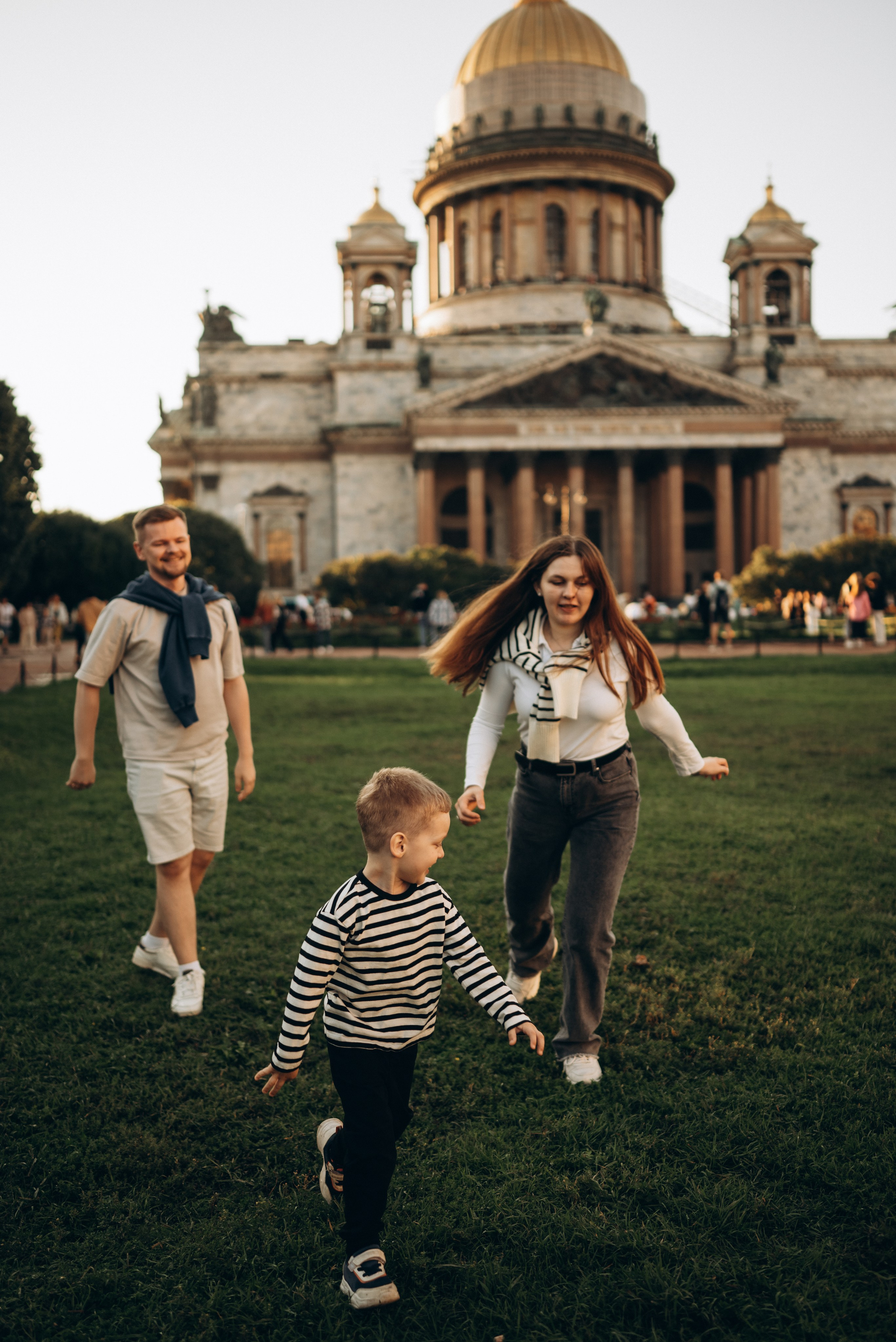 Вечерняя прогулка. Семейный и женский фотограф Вероника Никкор
