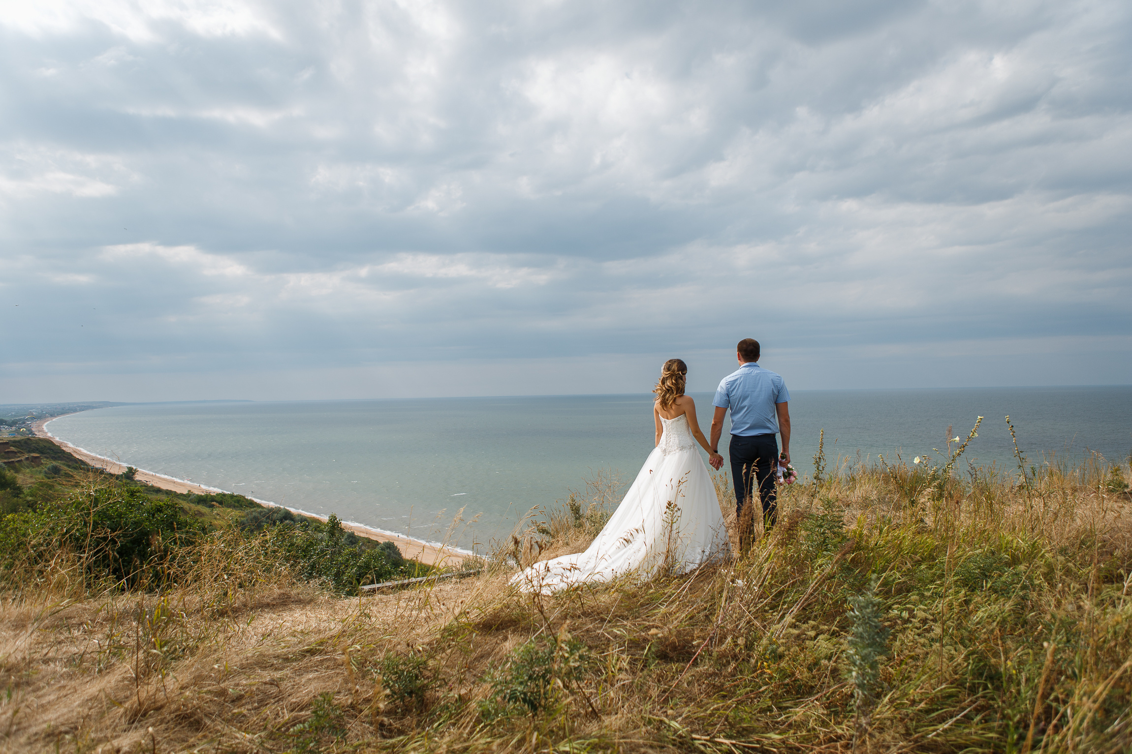 Renatphoto-Пример свадебных фотографий в базовой обработке. Профессиональная фотосъёмка интерьеров, предметная фотосессия еды для меню г. Анапа