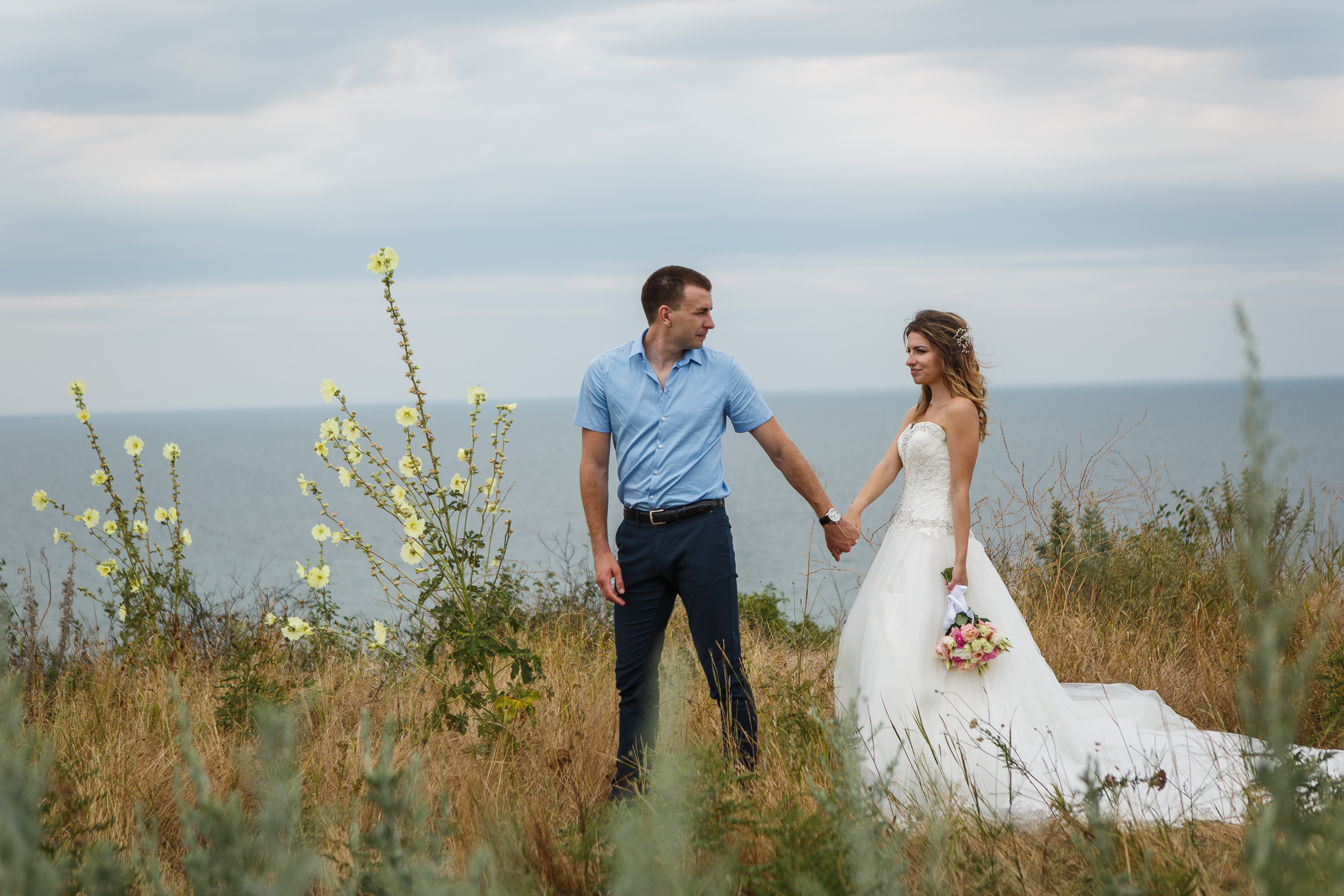 Renatphoto-Пример свадебных фотографий в базовой обработке. Профессиональная фотосъёмка интерьеров, предметная фотосессия еды для меню г. Анапа