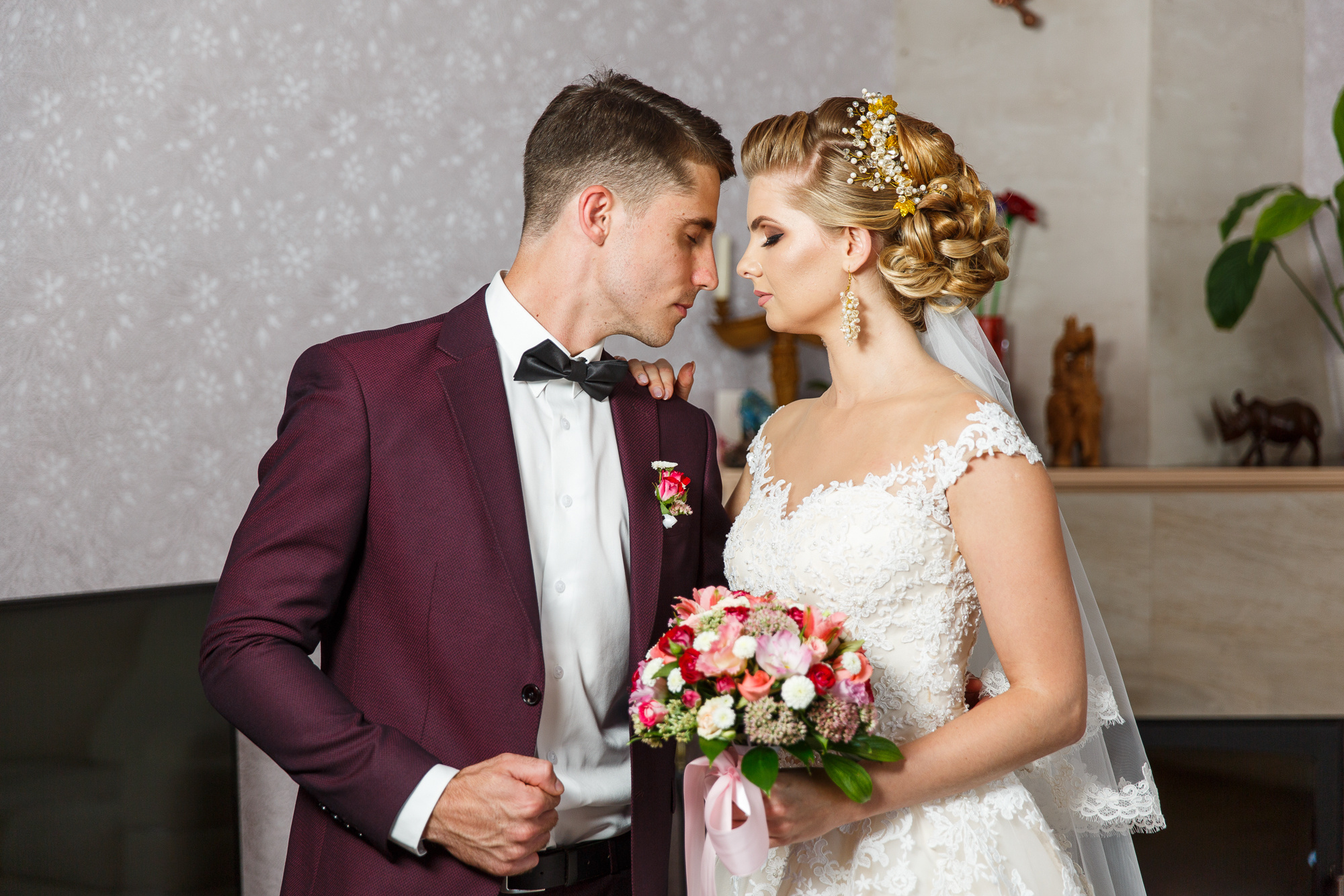 Renatphoto-Пример свадебных фотографий в базовой обработке. Профессиональная фотосъёмка интерьеров, предметная фотосессия еды для меню г. Анапа