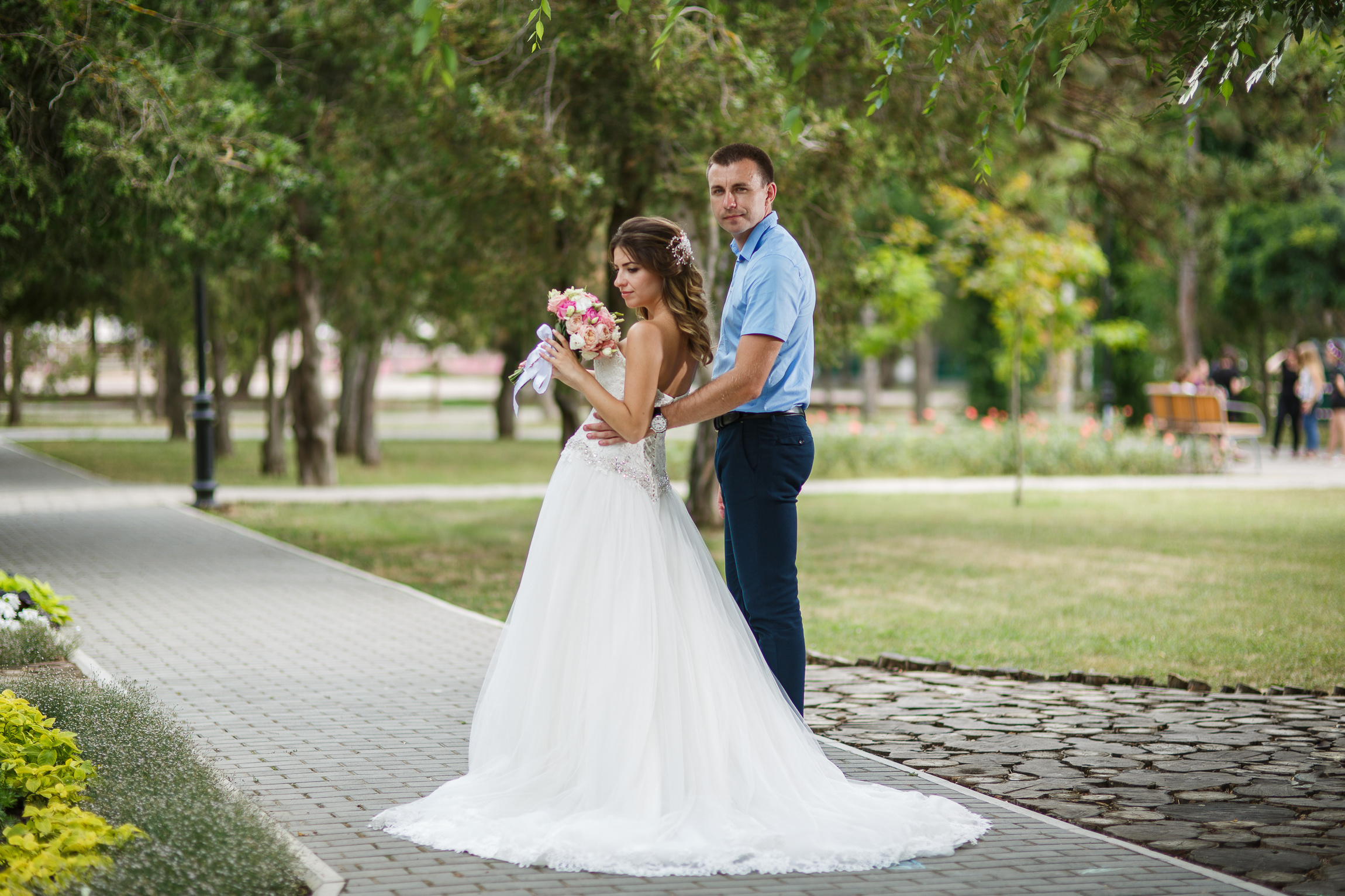 Renatphoto-Пример свадебных фотографий в базовой обработке. Профессиональная фотосъёмка интерьеров, предметная фотосессия еды для меню г. Анапа