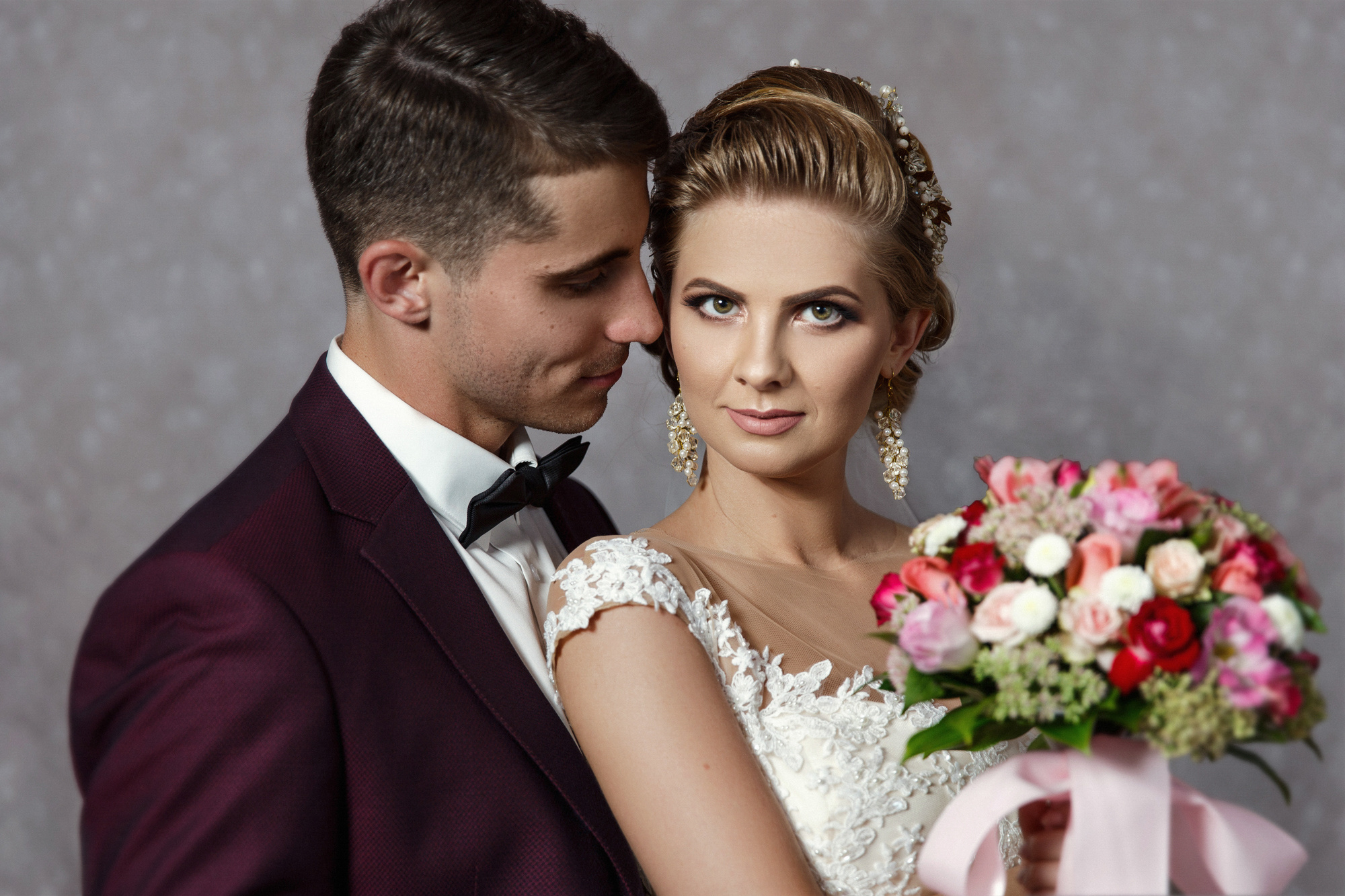 Renatphoto-Свадьба в Темрюке, загс и прогулка у моря. Фотосъёмка свадебного  банк. Профессиональная фотосъёмка интерьеров, предметная фотосессия еды для меню г. Анапа