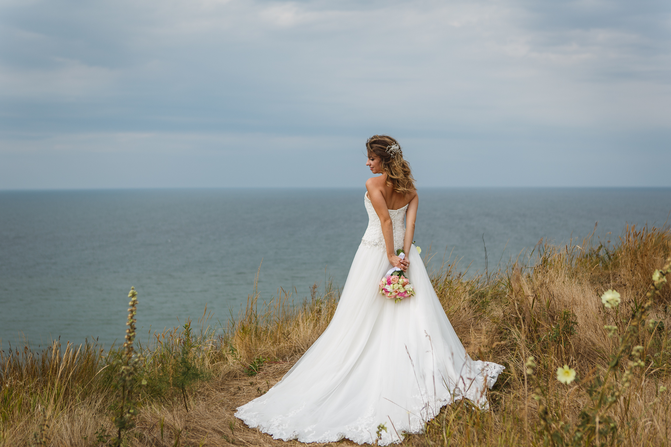 Renatphoto-Пример свадебных фотографий в базовой обработке. Профессиональная фотосъёмка интерьеров, предметная фотосессия еды для меню г. Анапа