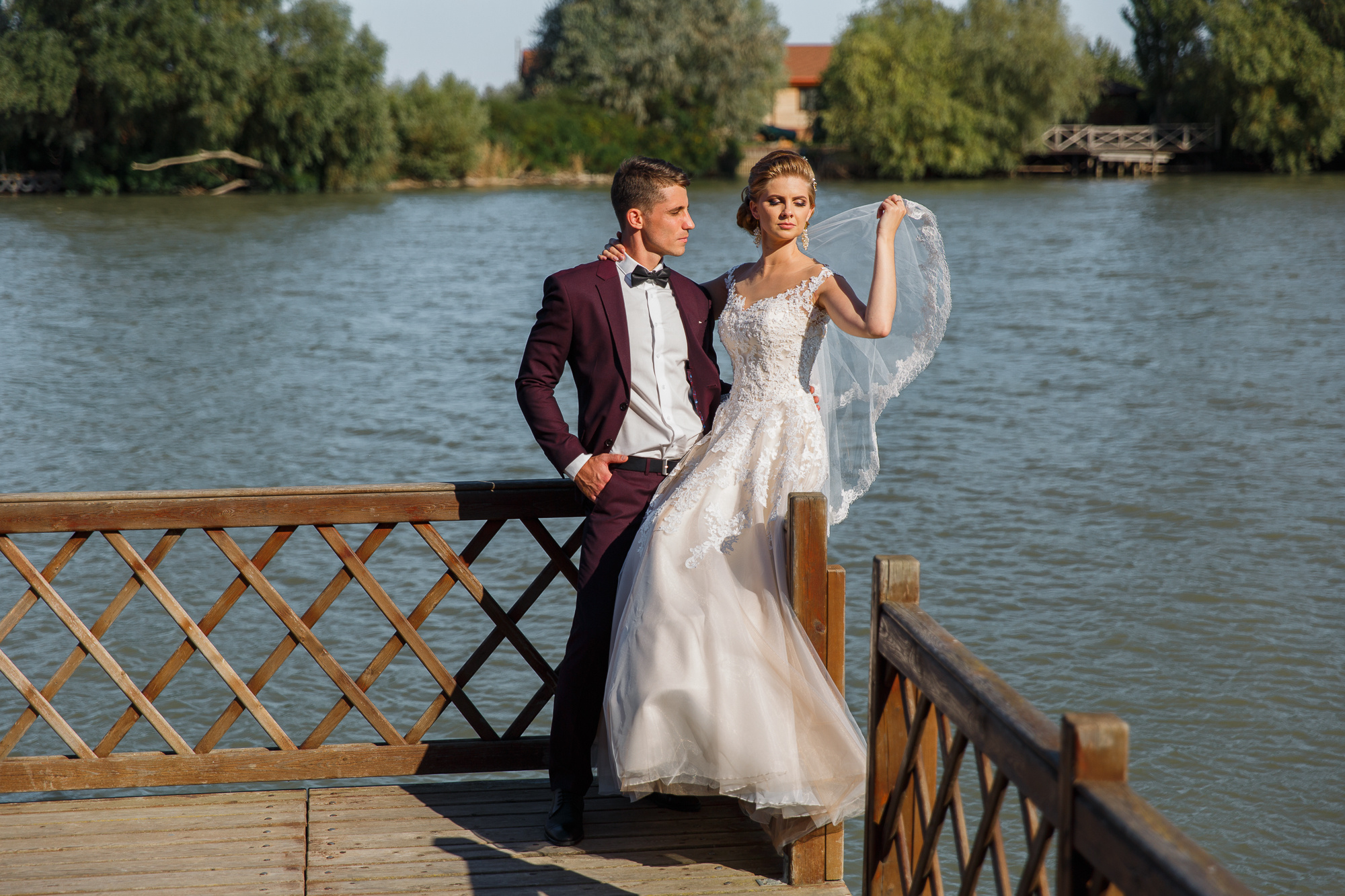 Renatphoto-Пример свадебных фотографий в базовой обработке. Профессиональная фотосъёмка интерьеров, предметная фотосессия еды для меню г. Анапа