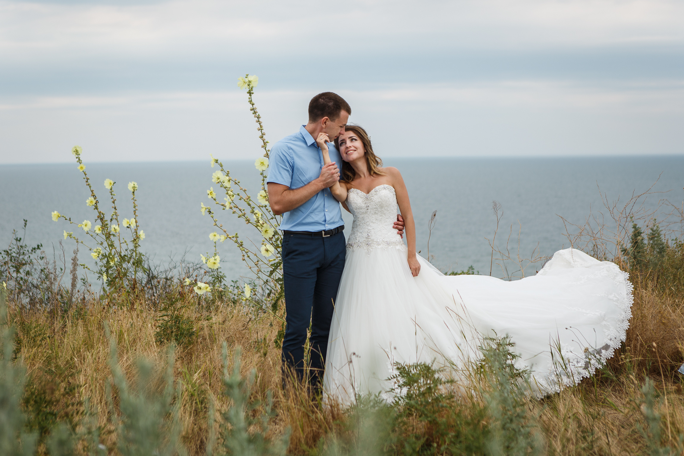 Renatphoto-Пример свадебных фотографий в базовой обработке. Профессиональная фотосъёмка интерьеров, предметная фотосессия еды для меню г. Анапа