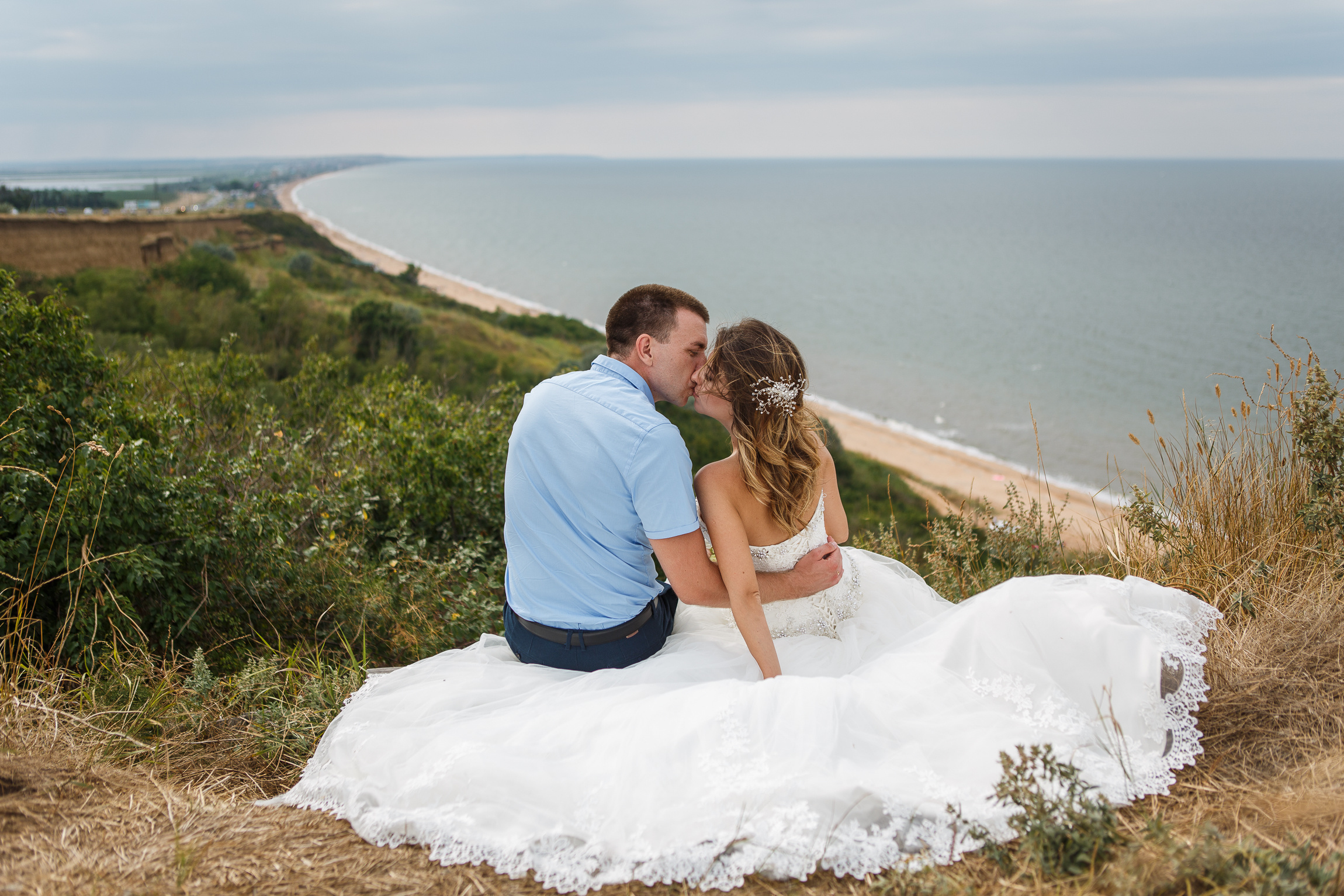 Renatphoto-Пример свадебных фотографий в базовой обработке. Профессиональная фотосъёмка интерьеров, предметная фотосессия еды для меню г. Анапа