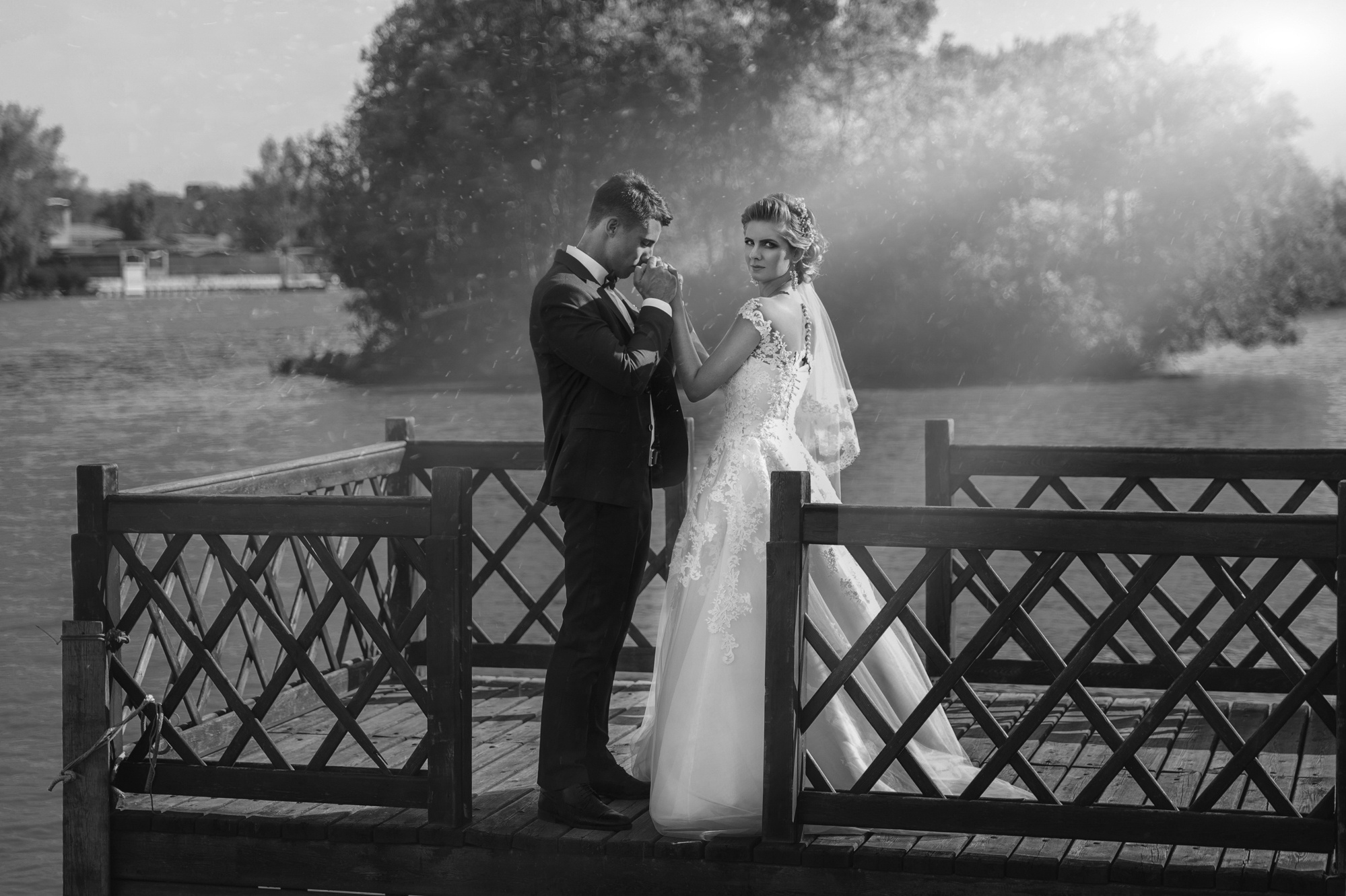 Renatphoto-Свадьба в Темрюке, загс и прогулка у моря. Фотосъёмка свадебного  банк. Профессиональная фотосъёмка интерьеров, предметная фотосессия еды для меню г. Анапа