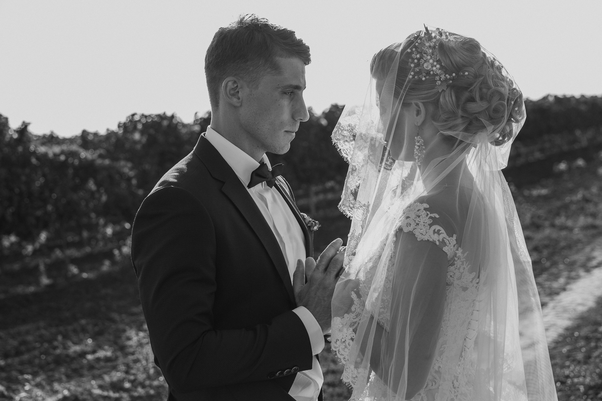 Renatphoto-Пример свадебных фотографий в базовой обработке. Профессиональная фотосъёмка интерьеров, предметная фотосессия еды для меню г. Анапа