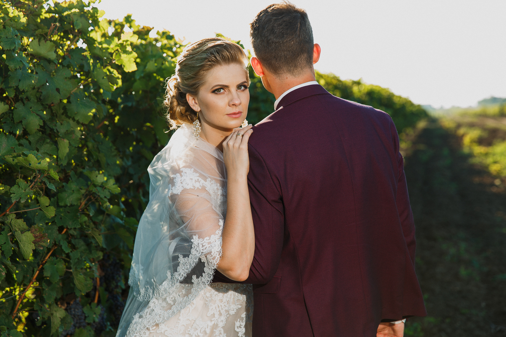 Renatphoto-Пример свадебных фотографий в базовой обработке. Профессиональная фотосъёмка интерьеров, предметная фотосессия еды для меню г. Анапа