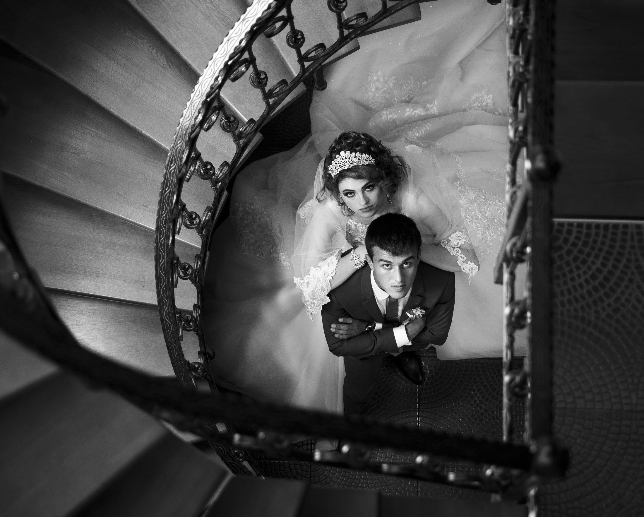 Renatphoto-Пример свадебных фотографий в базовой обработке. Профессиональная фотосъёмка интерьеров, предметная фотосессия еды для меню г. Анапа