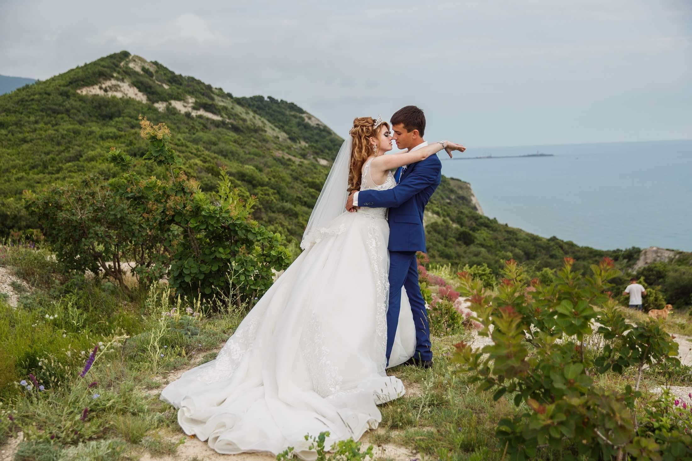 Renatphoto-Пример свадебных фотографий в базовой обработке. Профессиональная фотосъёмка интерьеров, предметная фотосессия еды для меню г. Анапа