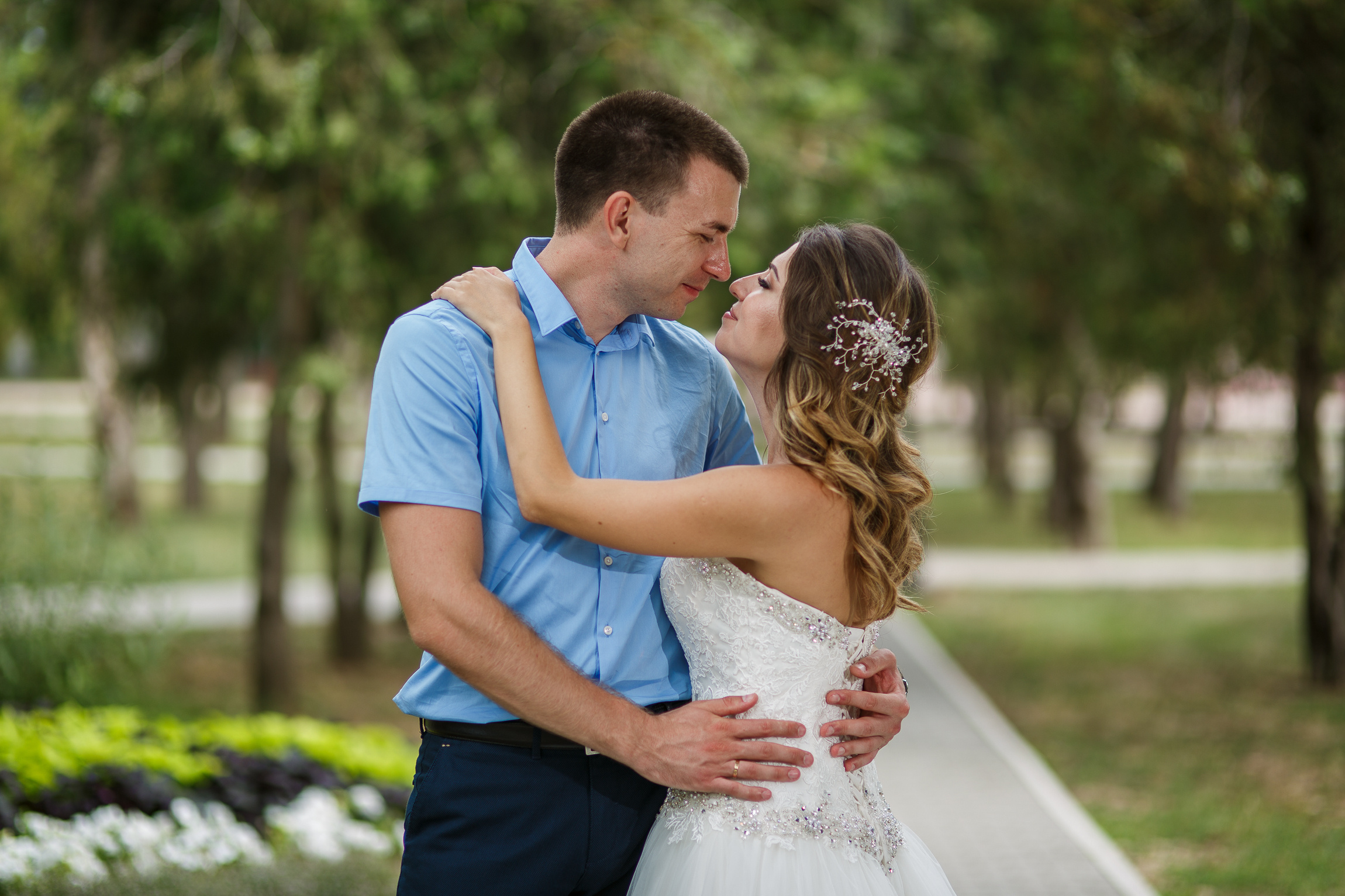 Renatphoto-Пример свадебных фотографий в базовой обработке. Профессиональная фотосъёмка интерьеров, предметная фотосессия еды для меню г. Анапа