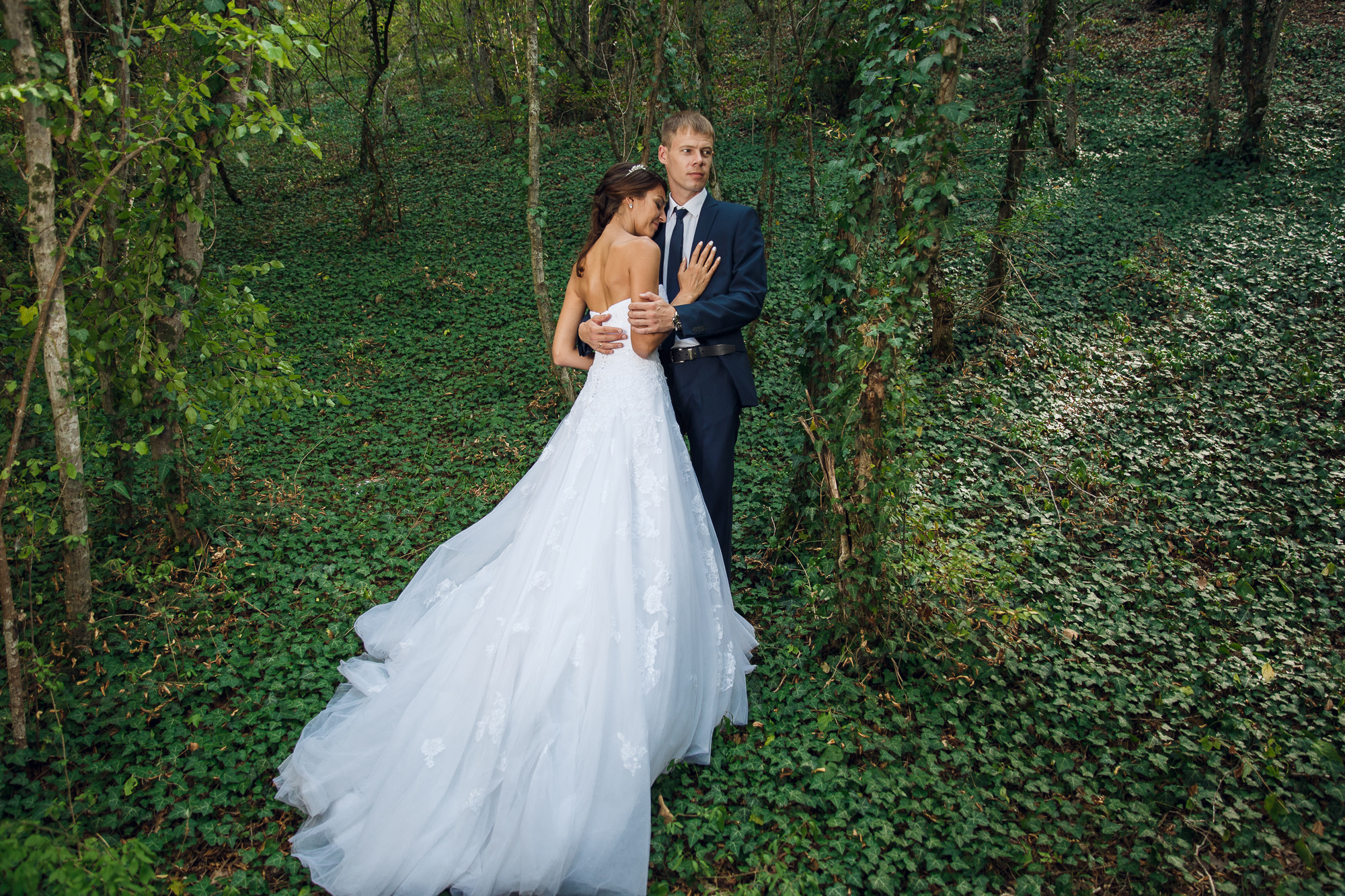 Renatphoto-Пример свадебных фотографий в базовой обработке. Профессиональная фотосъёмка интерьеров, предметная фотосессия еды для меню г. Анапа