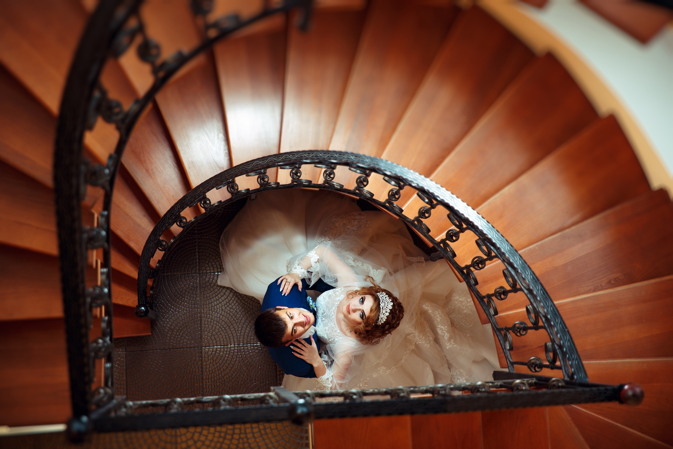 Renatphoto-Пример свадебных фотографий в базовой обработке. Профессиональная фотосъёмка интерьеров, предметная фотосессия еды для меню г. Анапа