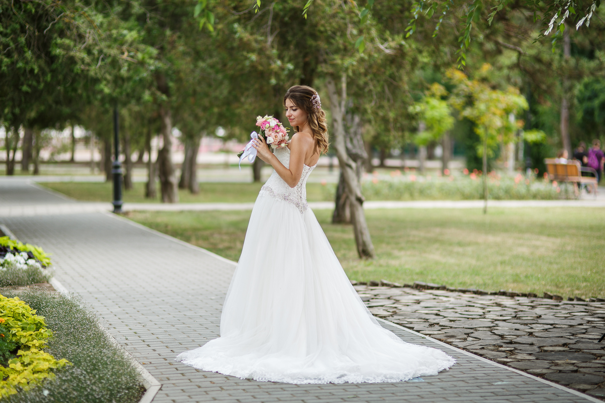 Renatphoto-Пример свадебных фотографий в базовой обработке. Профессиональная фотосъёмка интерьеров, предметная фотосессия еды для меню г. Анапа