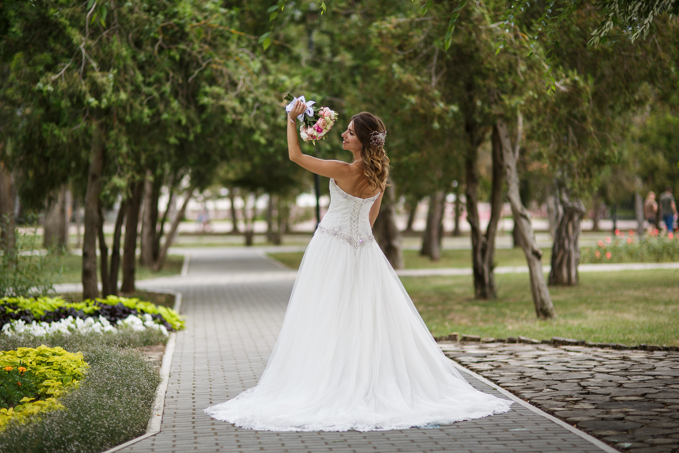 Renatphoto-Пример свадебных фотографий в базовой обработке. Профессиональная фотосъёмка интерьеров, предметная фотосессия еды для меню г. Анапа