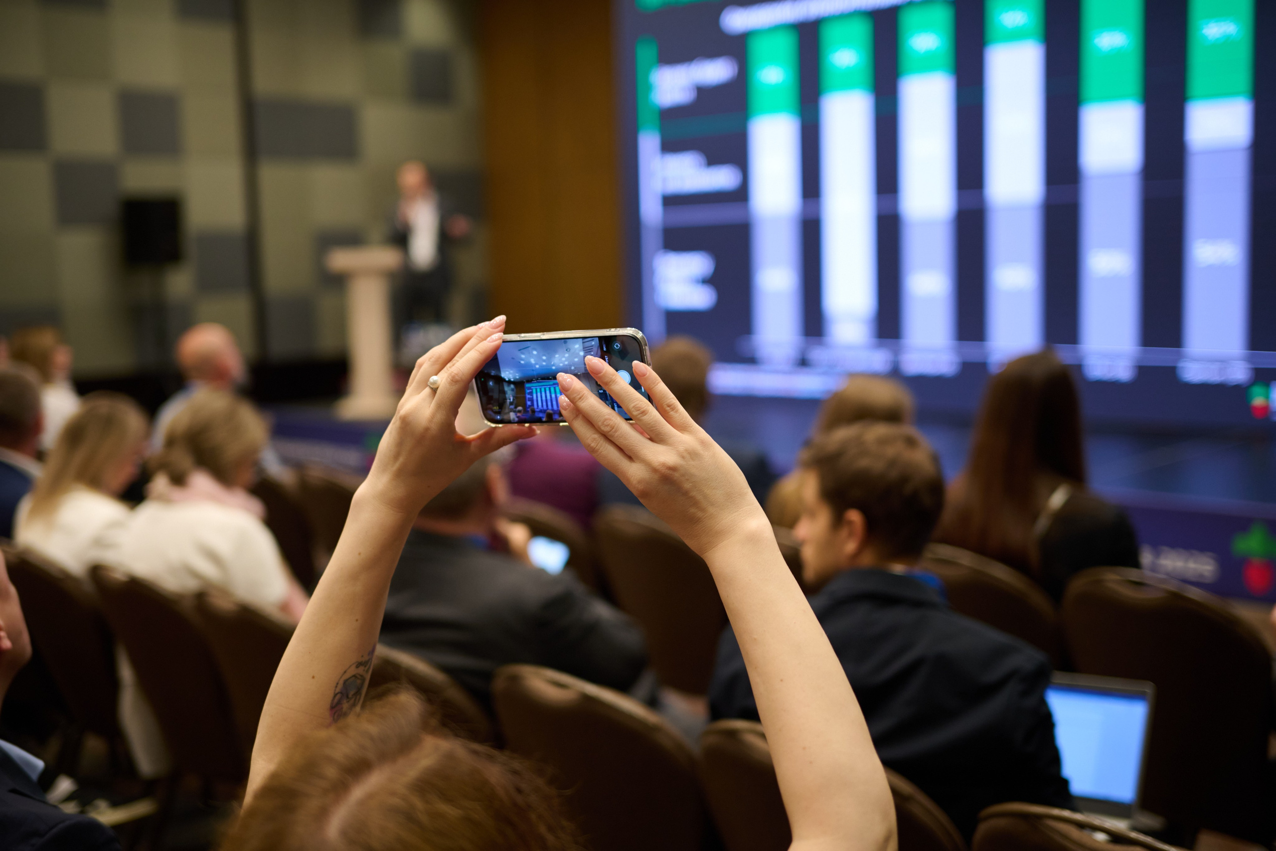 Репортажная съёмка конференции в Москве